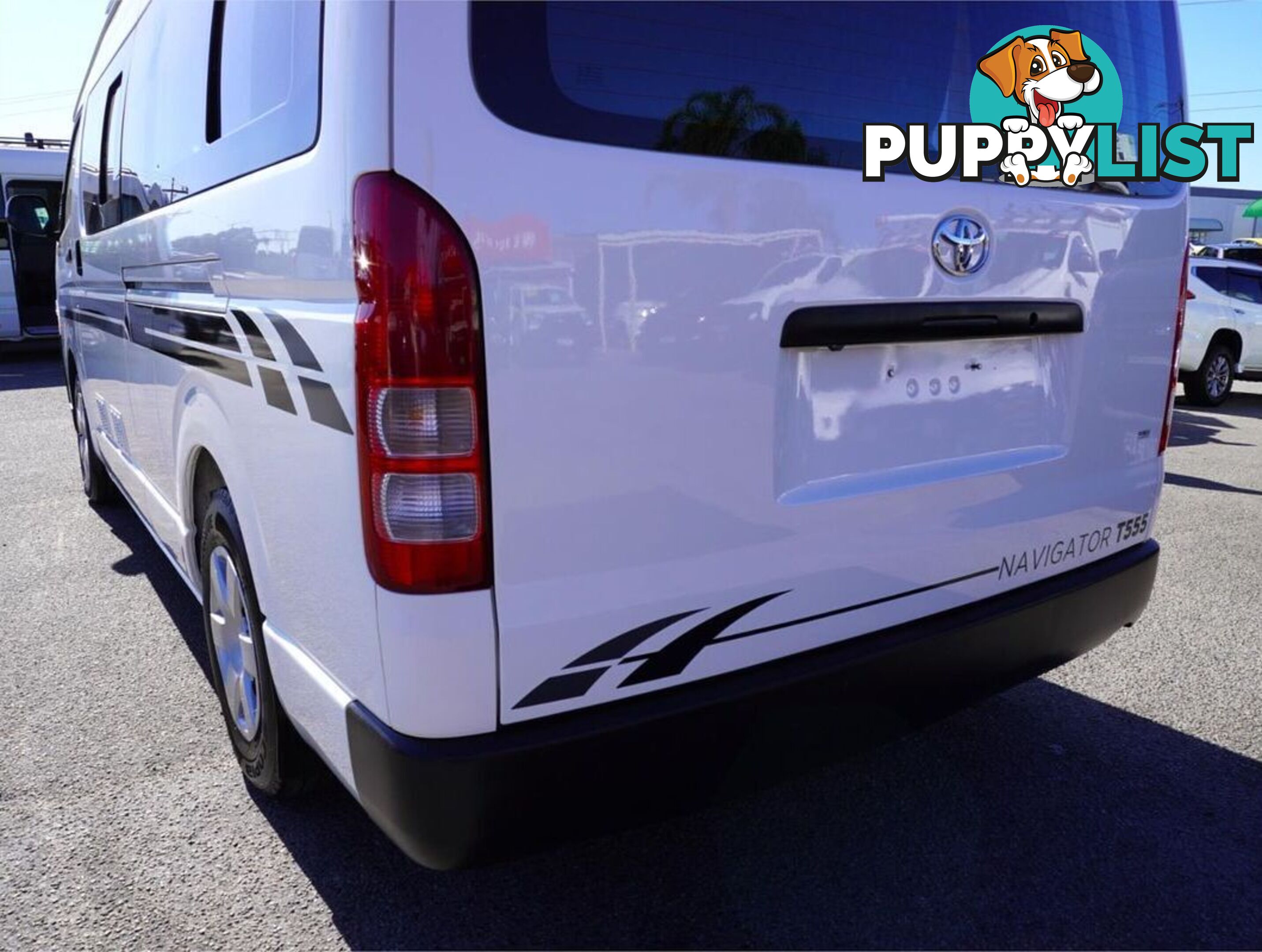 2018 TOYOTA HIACE  TRH221R 