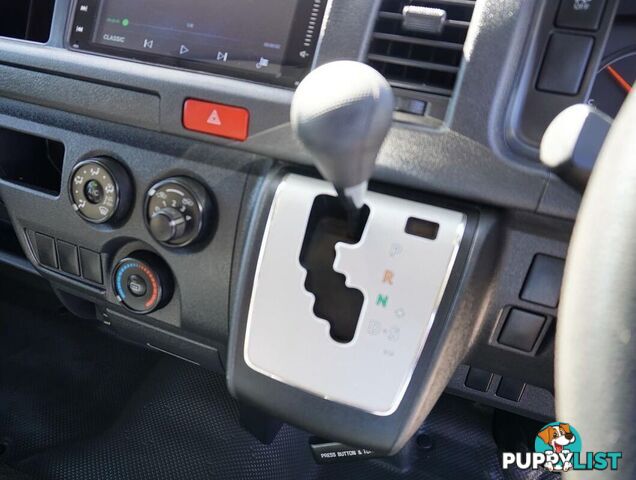 2018 TOYOTA HIACE  TRH221R 