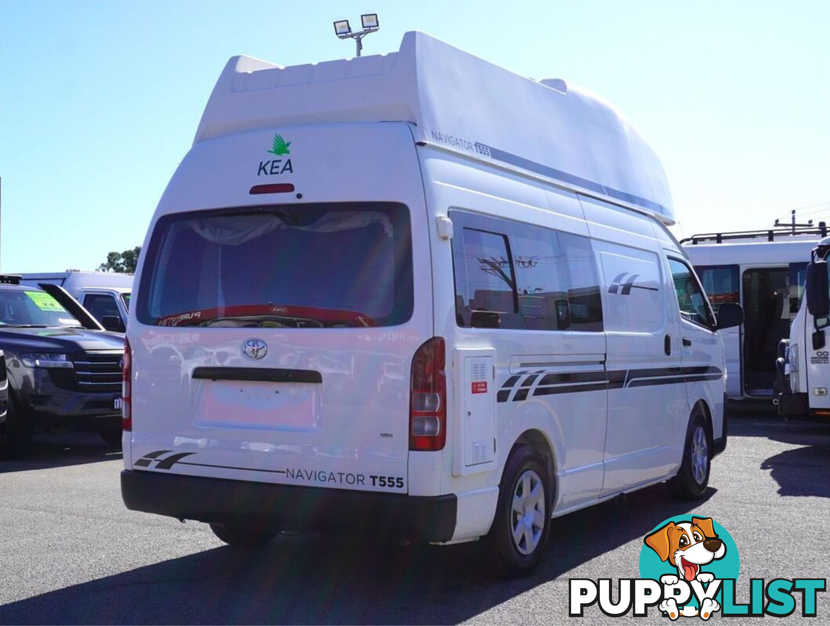 2018 TOYOTA HIACE  TRH221R 