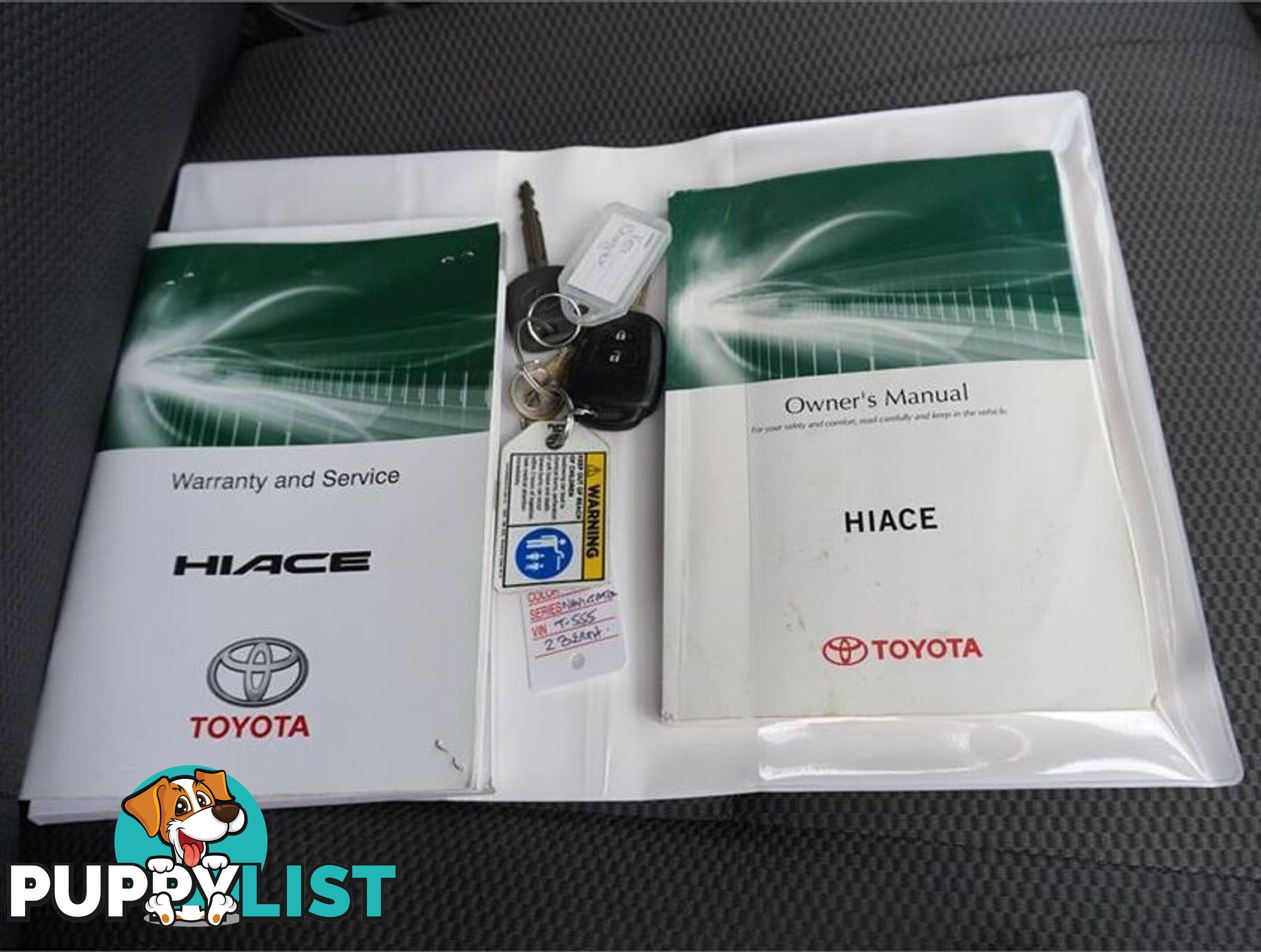 2018 TOYOTA HIACE  TRH221R 
