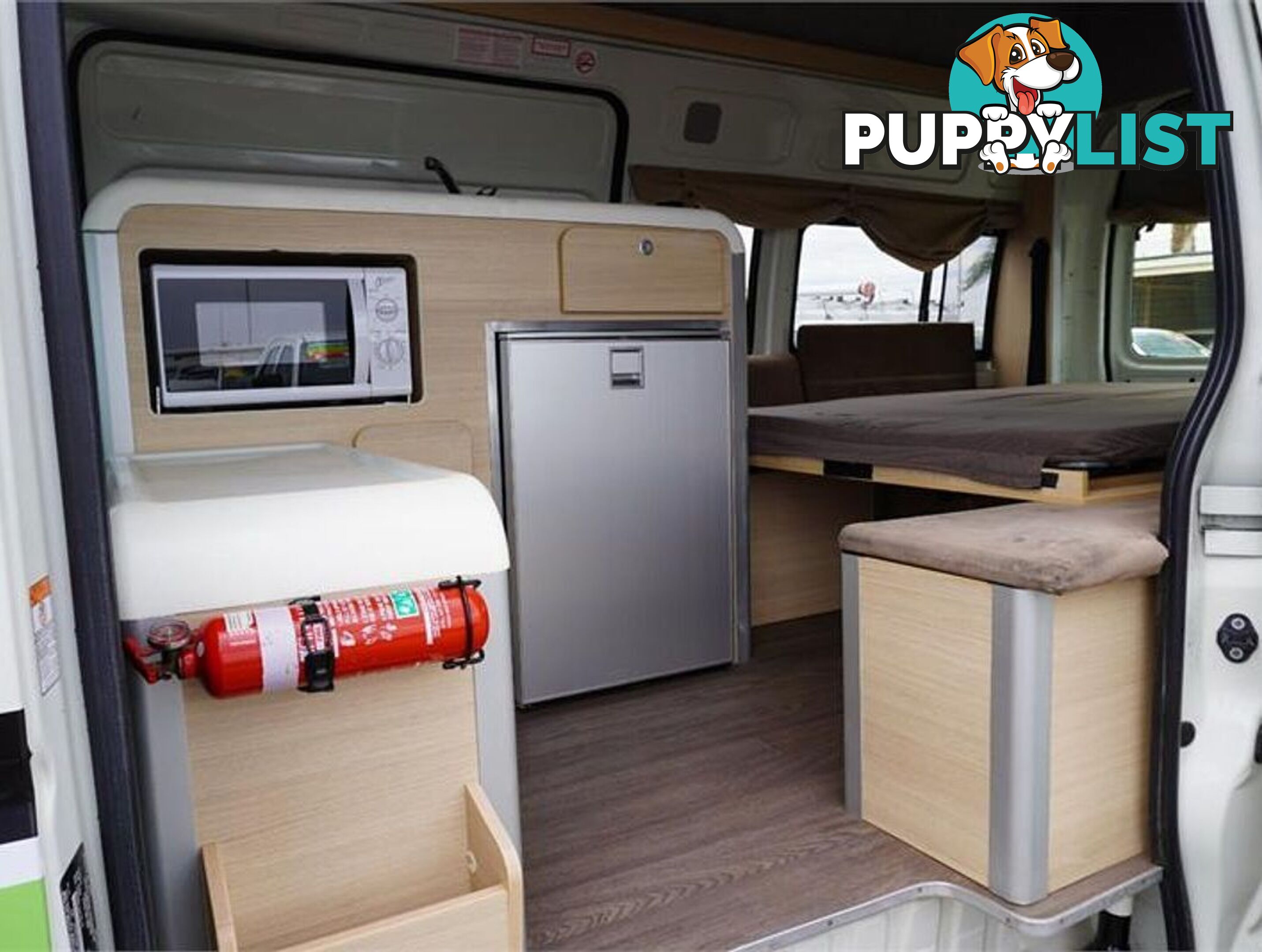 2018 TOYOTA HIACE  TRH221R 