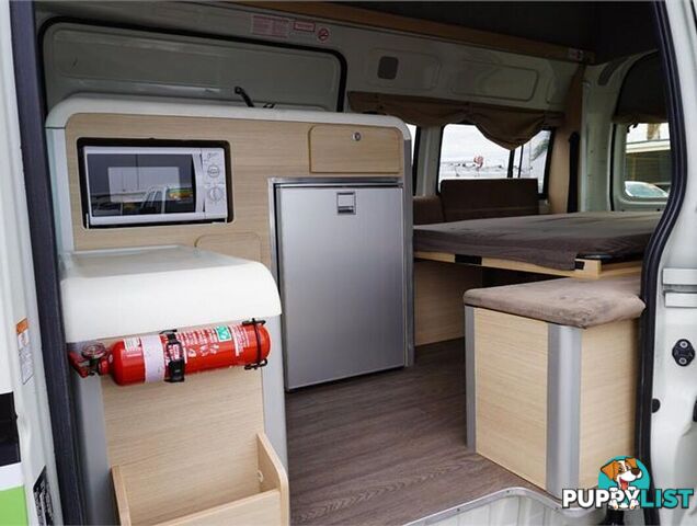 2018 TOYOTA HIACE  TRH221R 