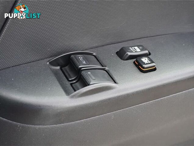 2018 TOYOTA HIACE  TRH221R 