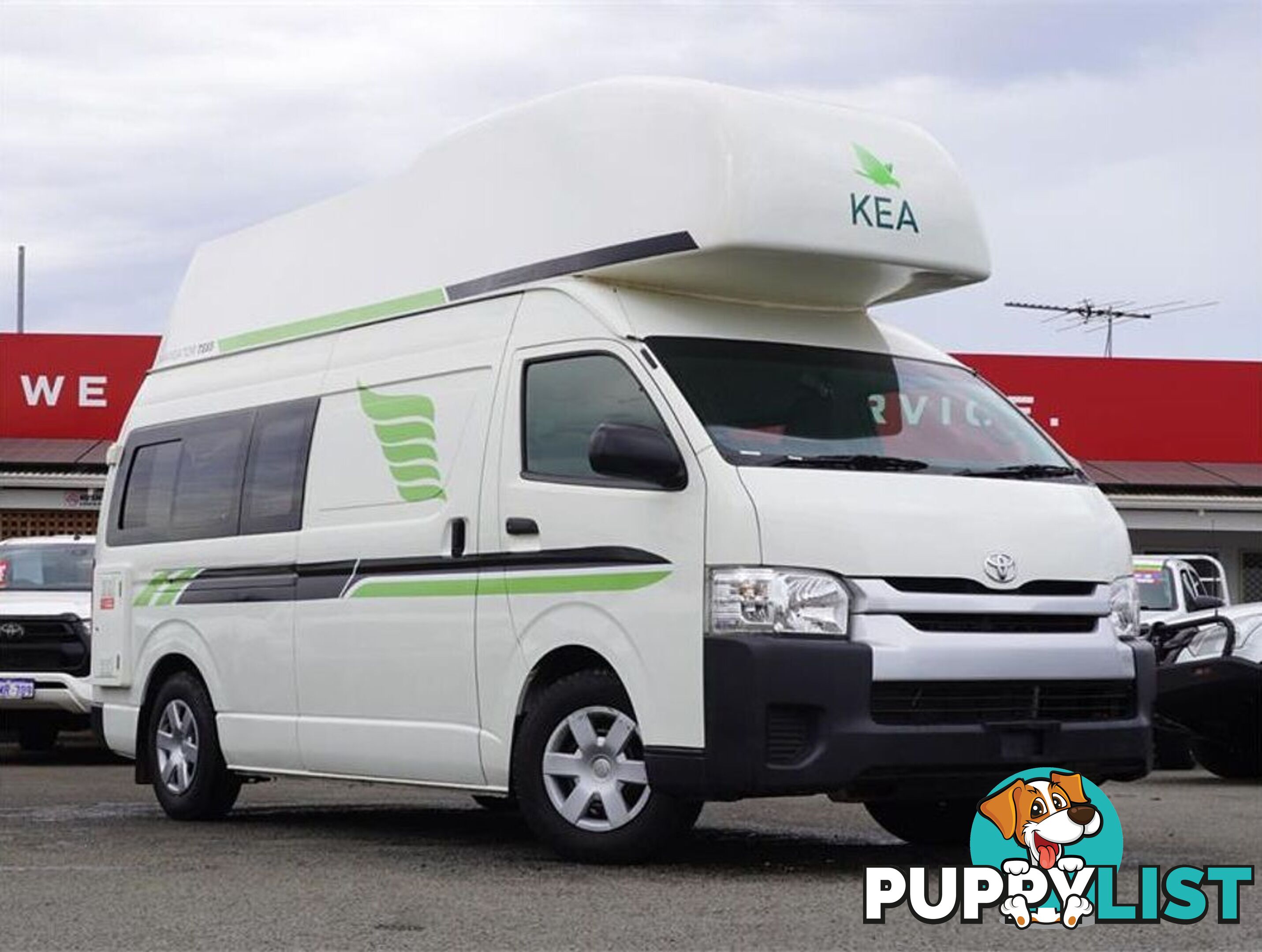 2018 TOYOTA HIACE  TRH221R 