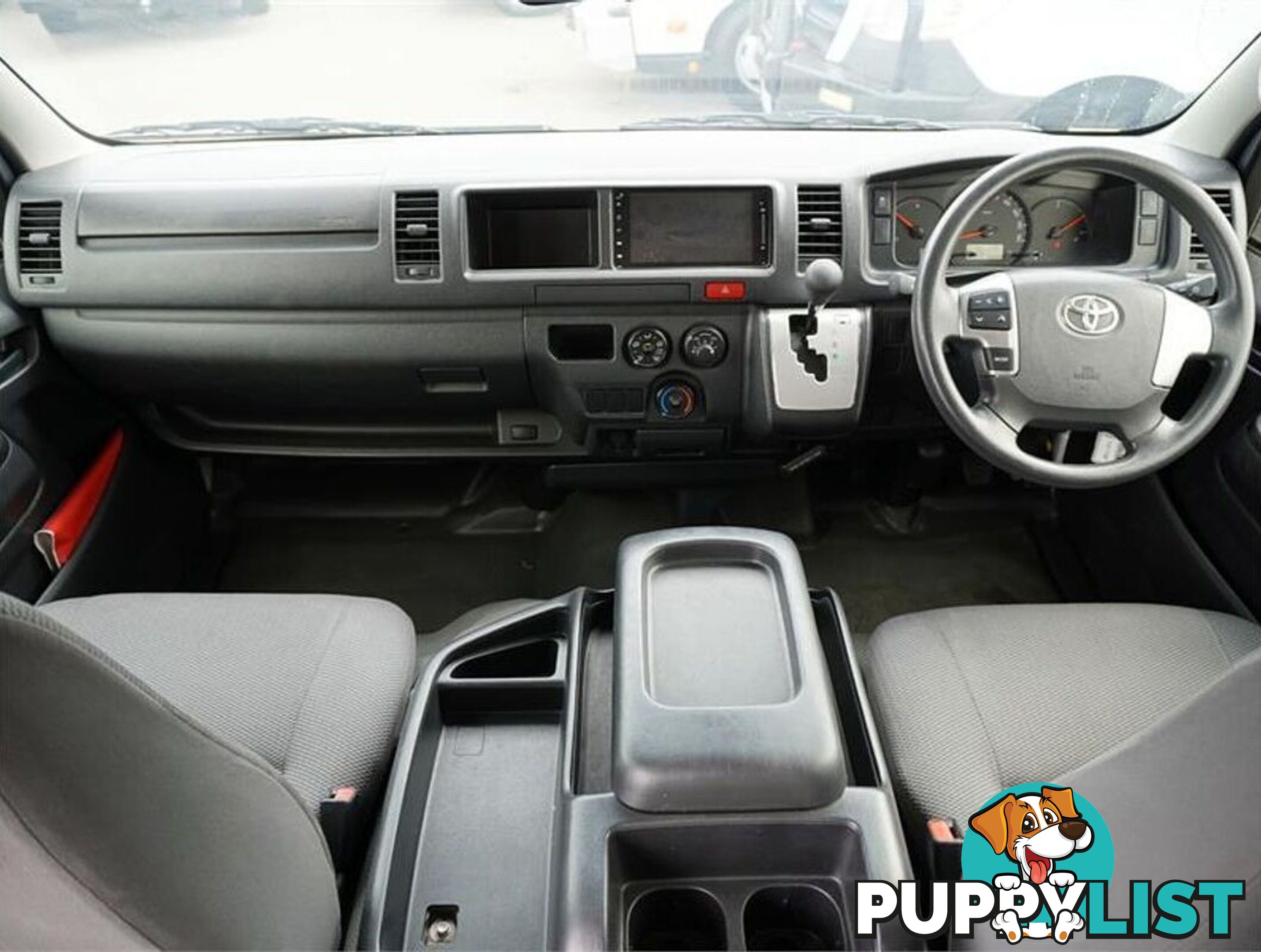 2018 TOYOTA HIACE  TRH221R 