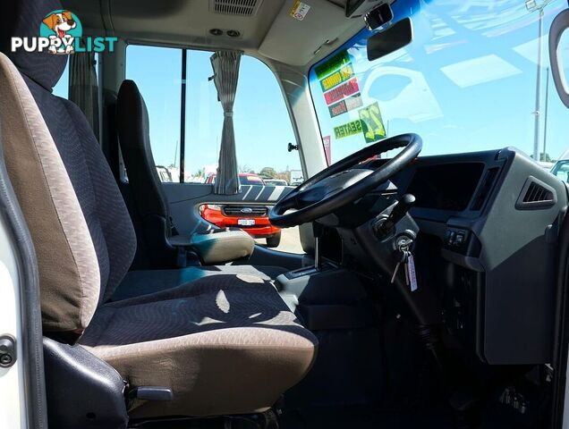 2018 TOYOTA COASTER  XZB70R 