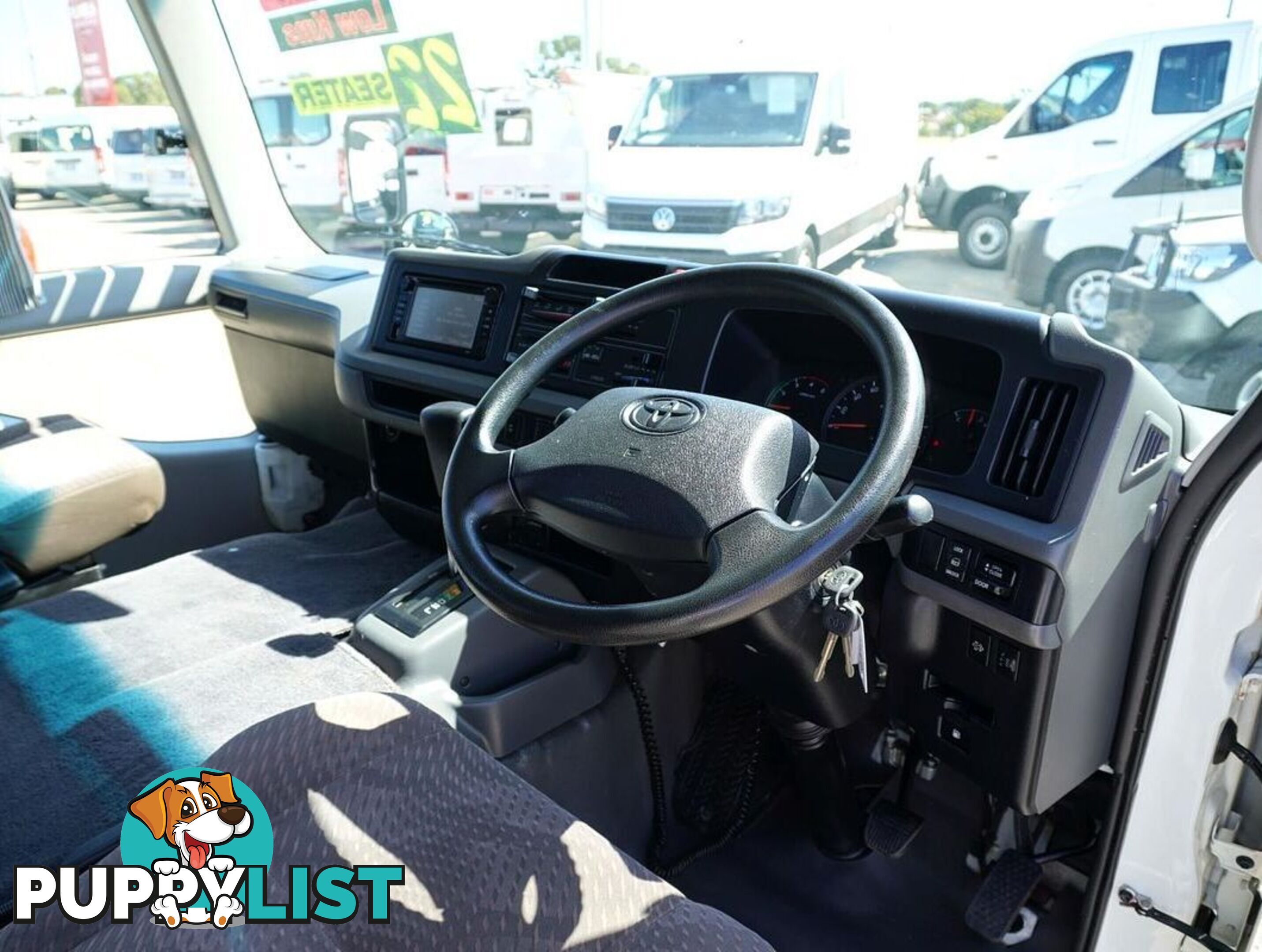 2018 TOYOTA COASTER  XZB70R 