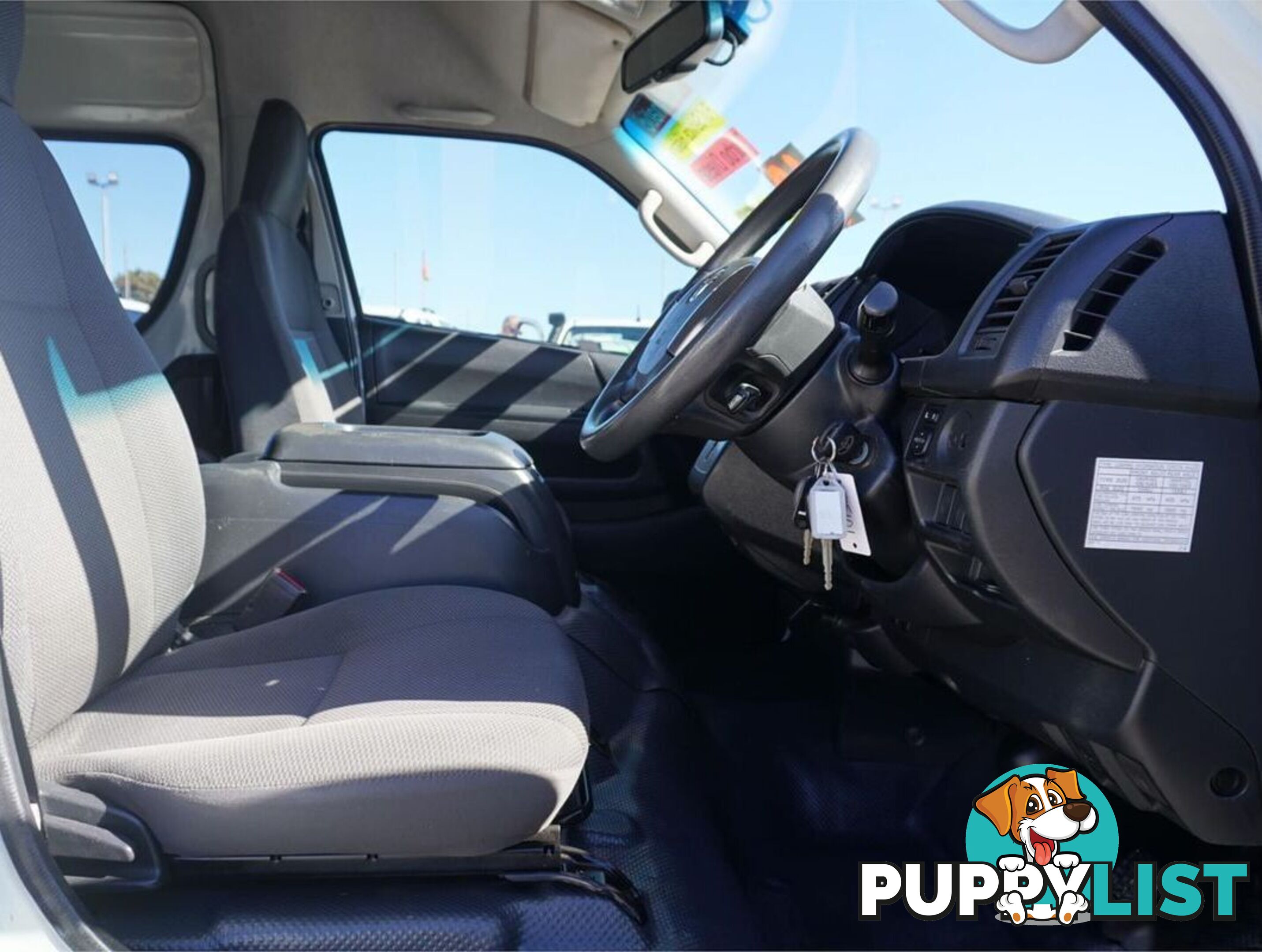 2014 TOYOTA HIACE  KDH223R 