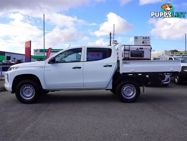 2022 MITSUBISHI TRITON  MR 