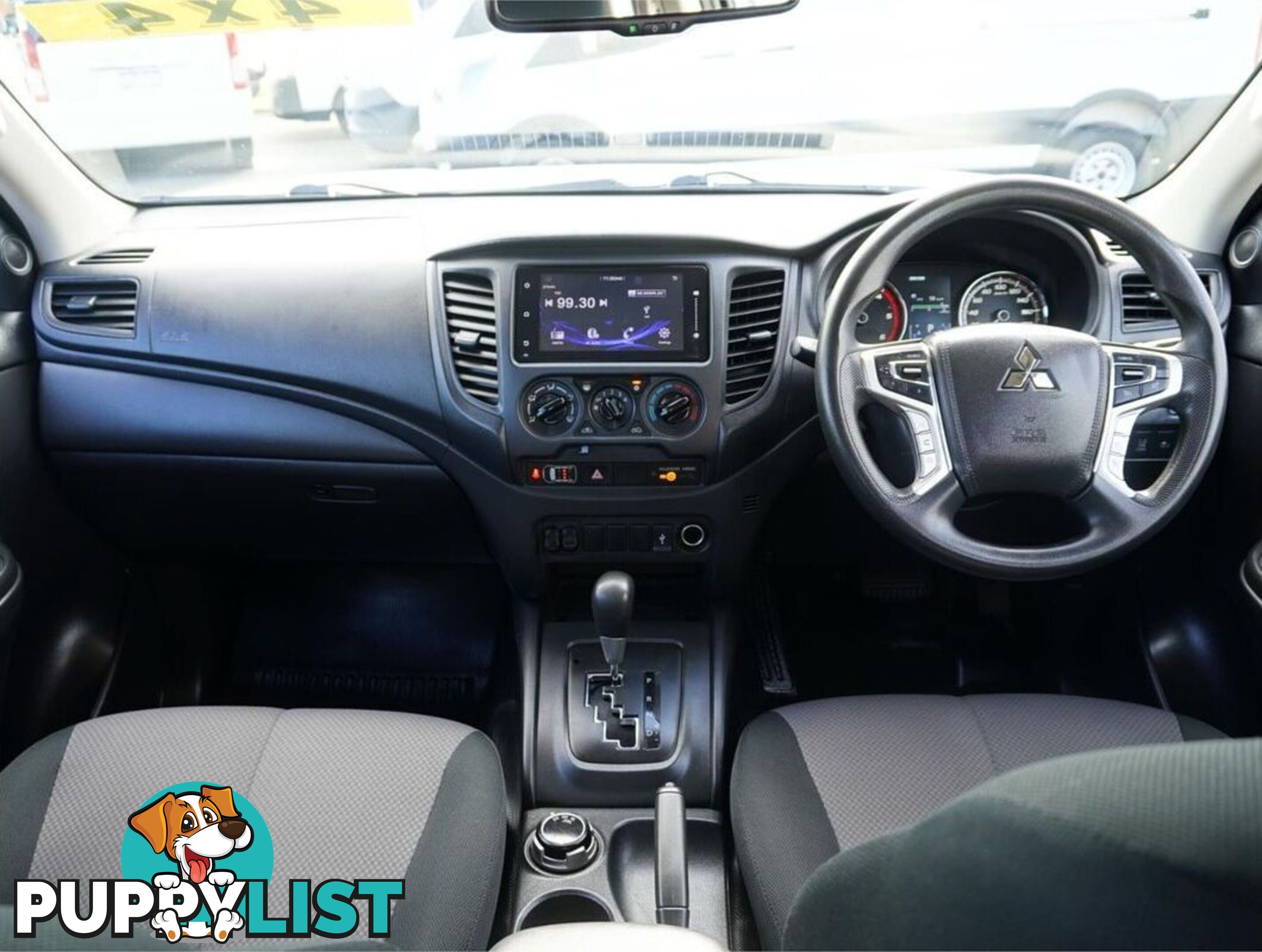 2022 MITSUBISHI TRITON  MR 