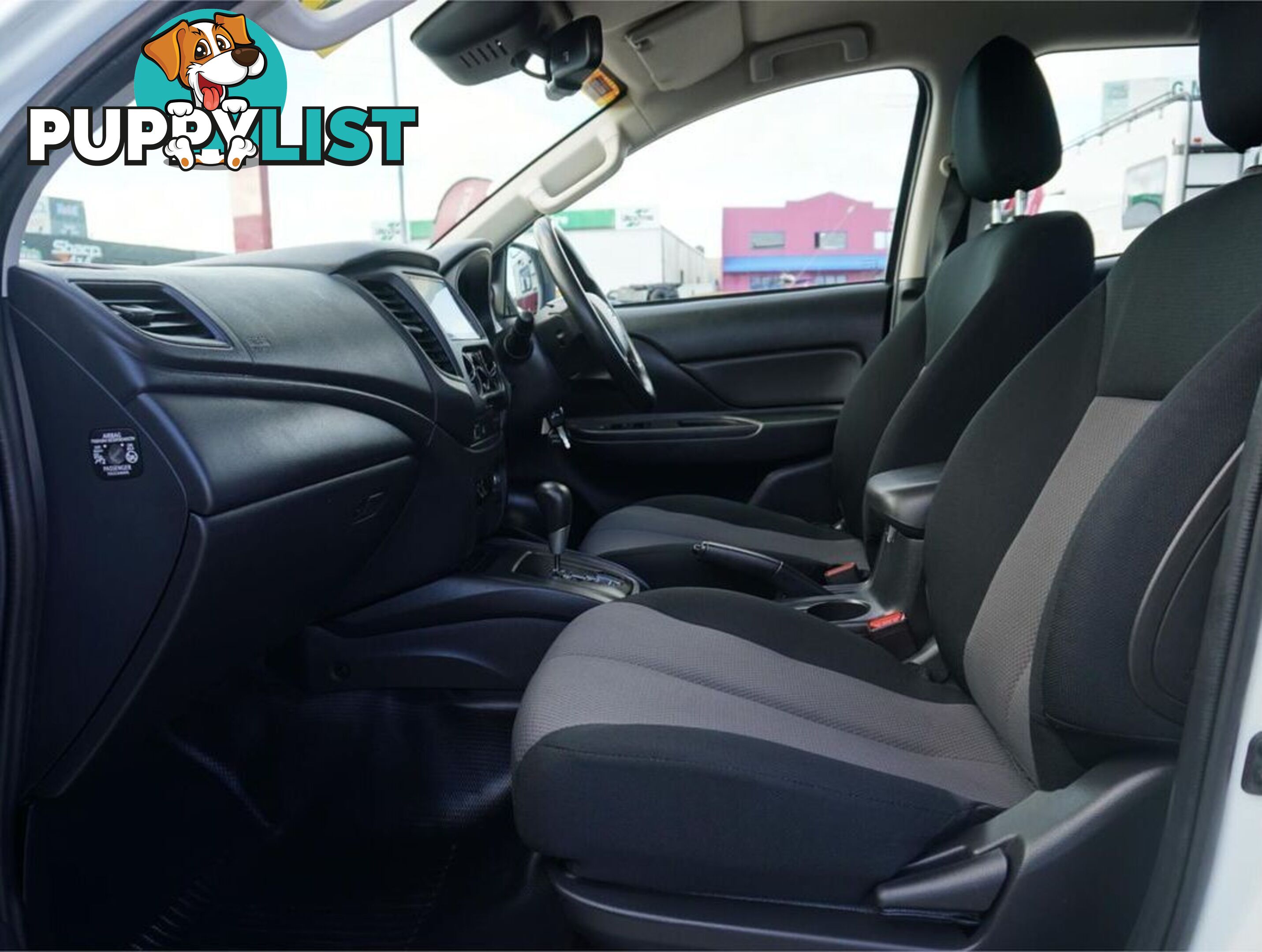 2022 MITSUBISHI TRITON  MR 