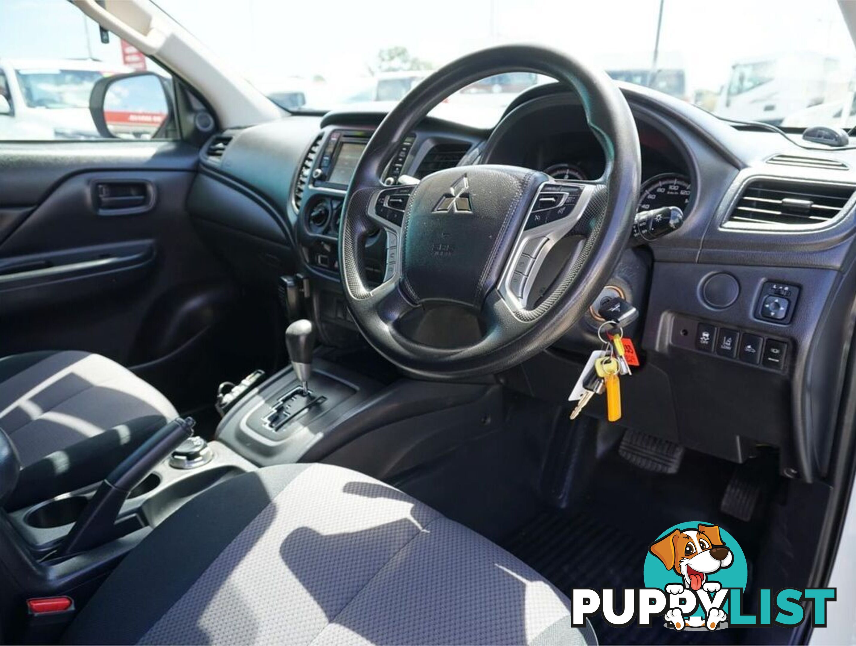 2020 MITSUBISHI TRITON  MR 