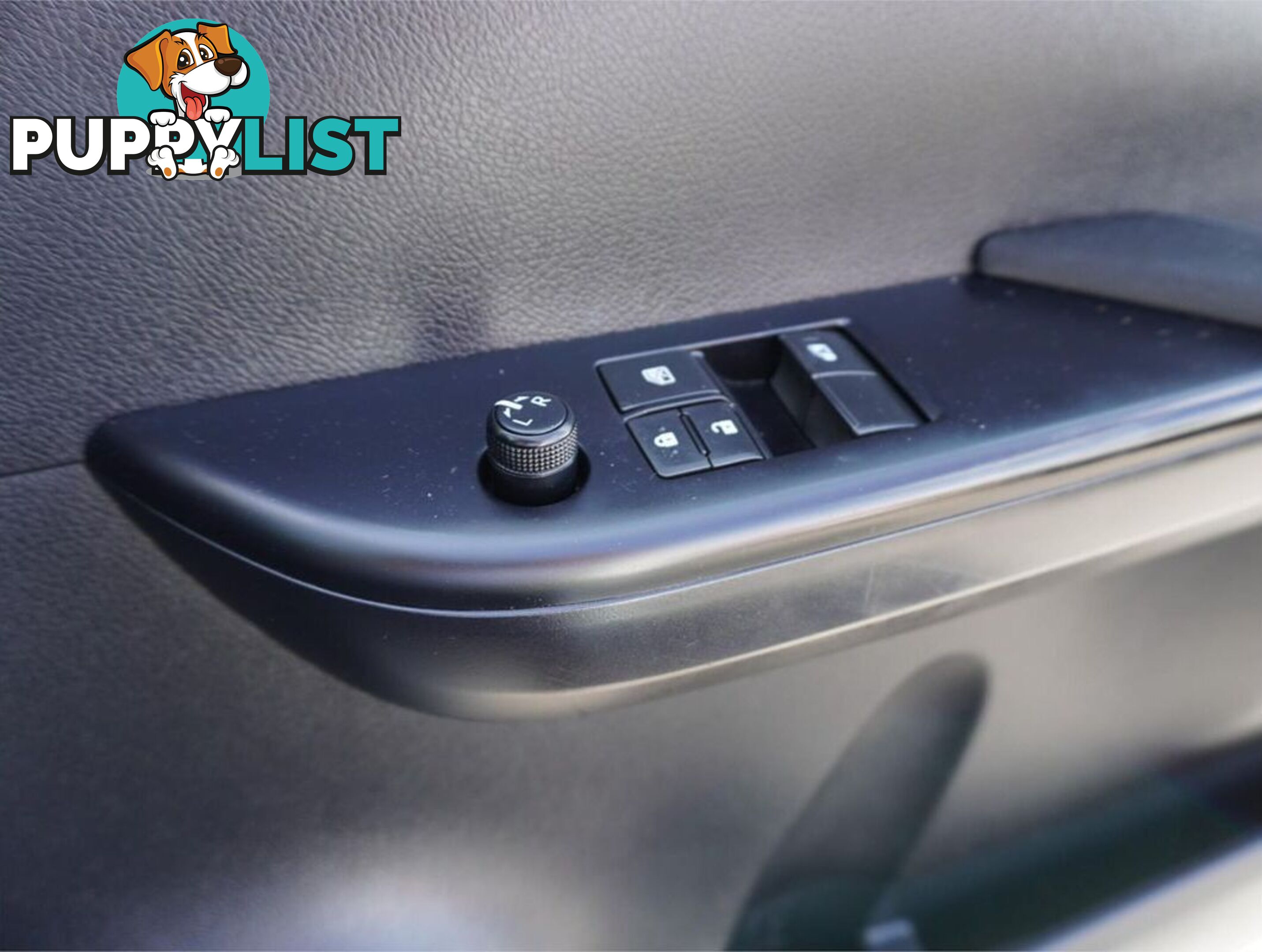 2020 TOYOTA HILUX  TGN121R 