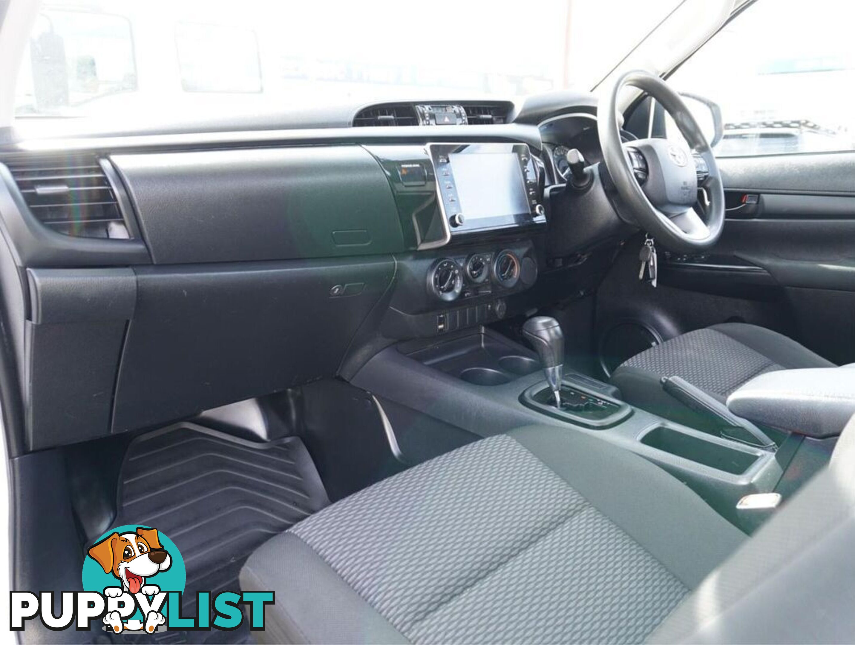 2020 TOYOTA HILUX  TGN121R 