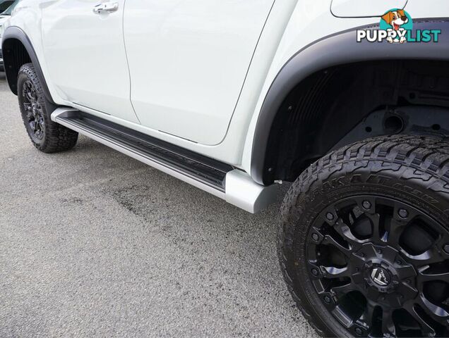 2021 MITSUBISHI TRITON  MR 