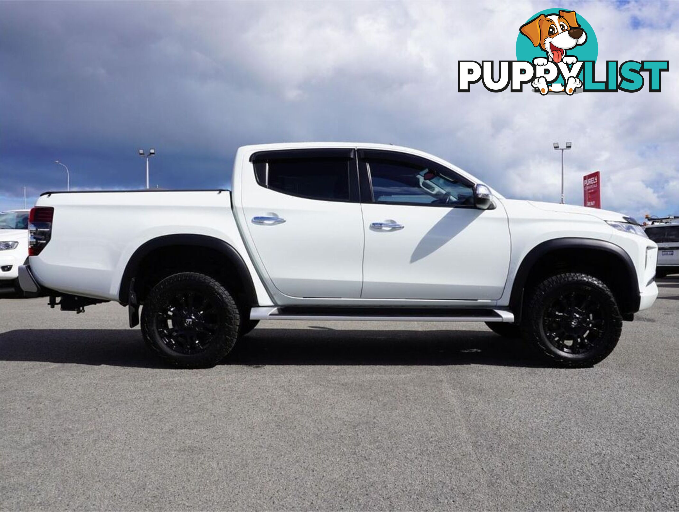 2021 MITSUBISHI TRITON  MR 