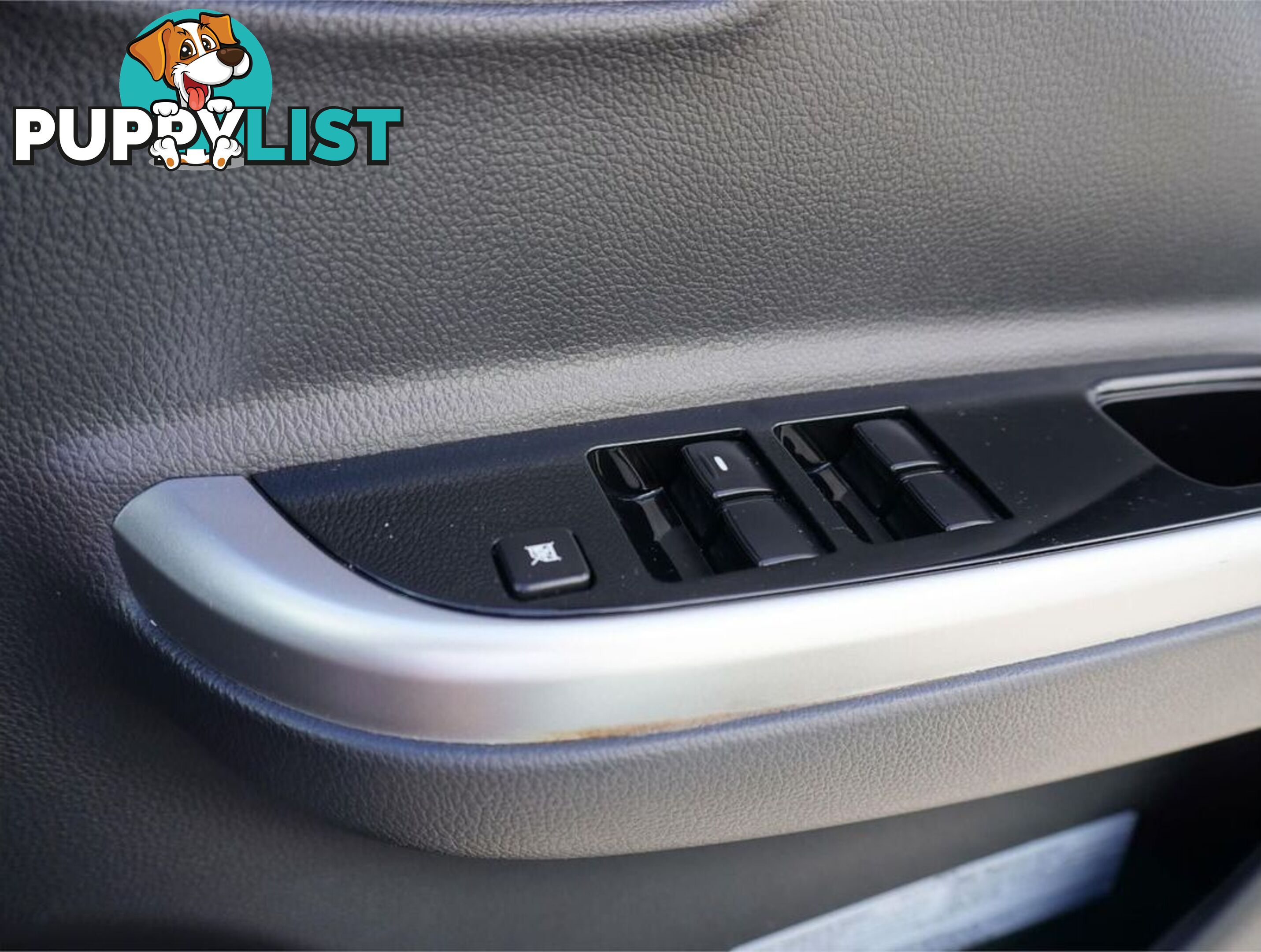 2021 MITSUBISHI TRITON  MR 