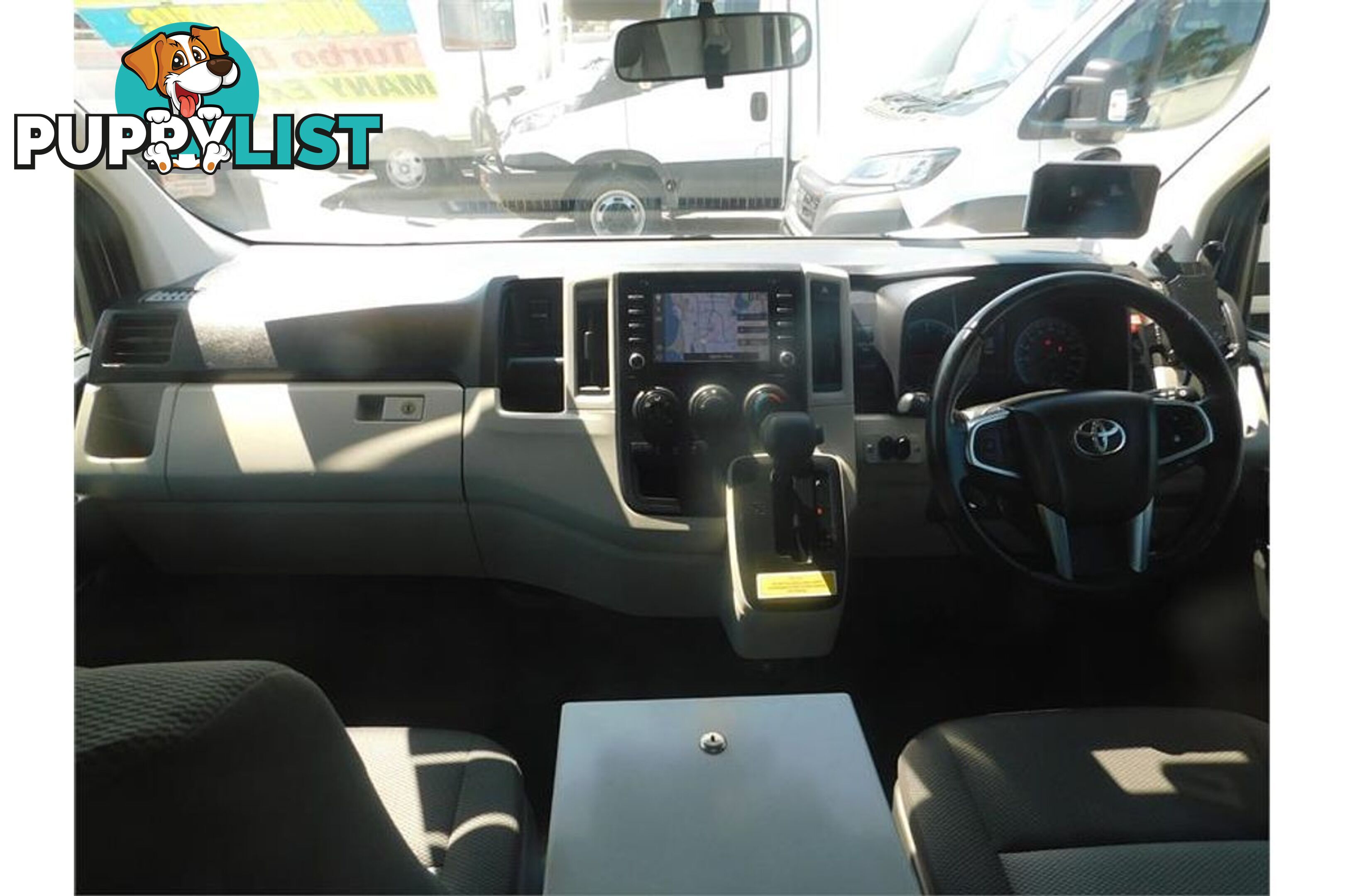 2019 TOYOTA HIACE  GDH300R 