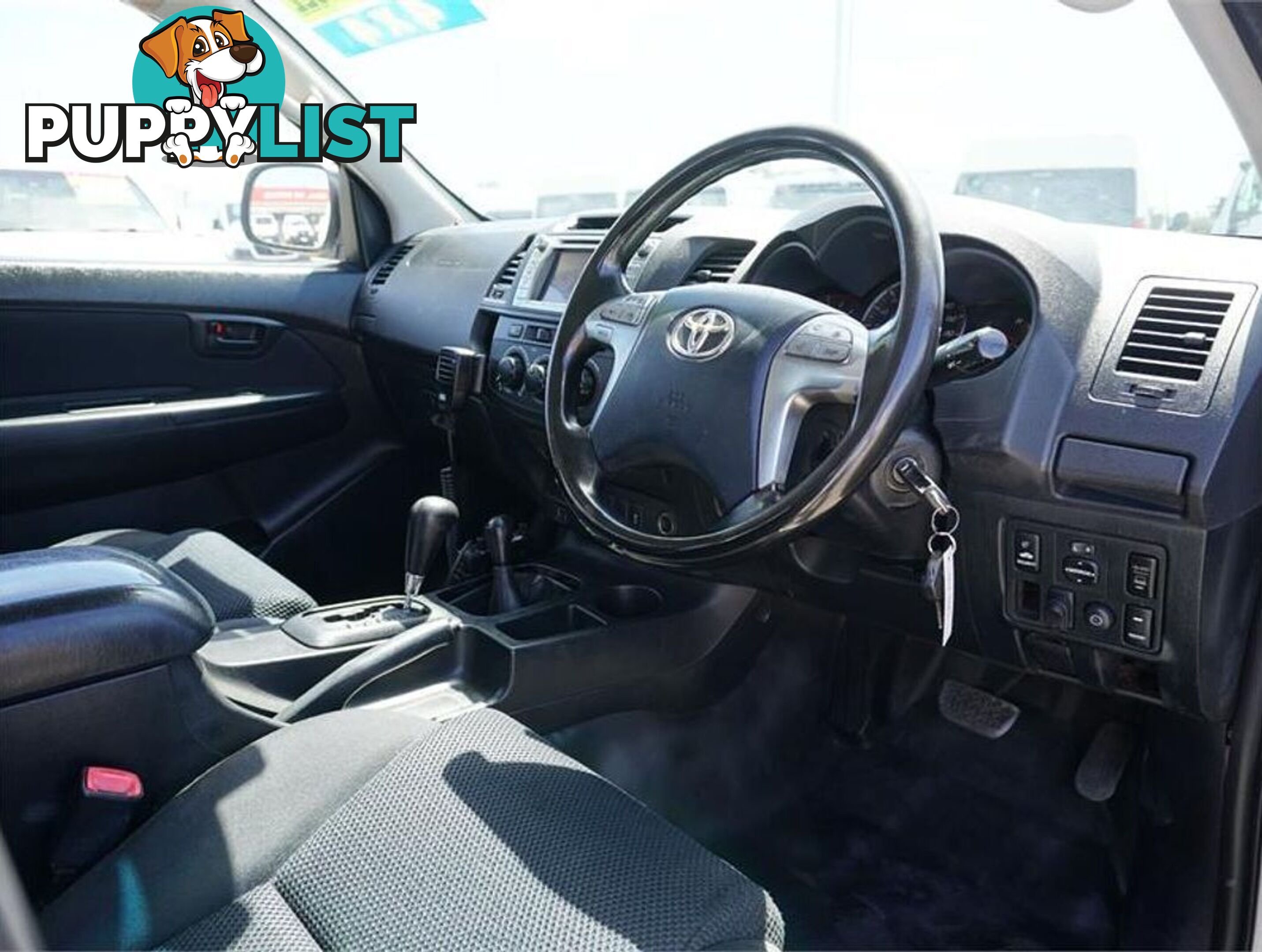 2014 TOYOTA HILUX  KUN26R 