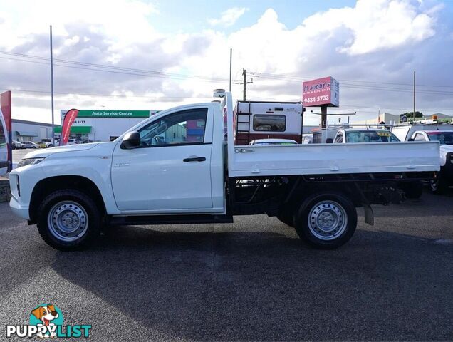 2022 MITSUBISHI TRITON  MR 