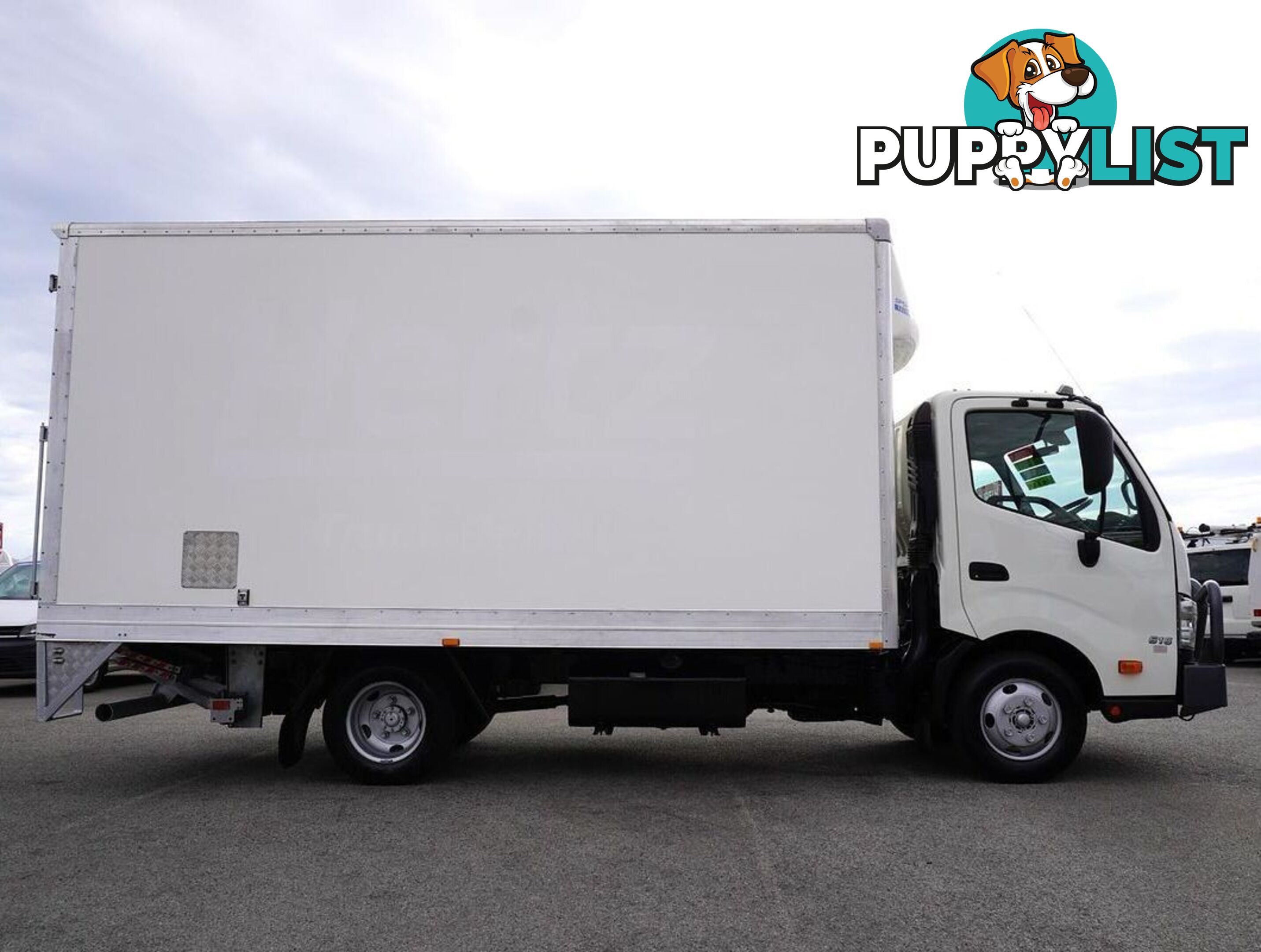 2021 HINO 300 SERIES   