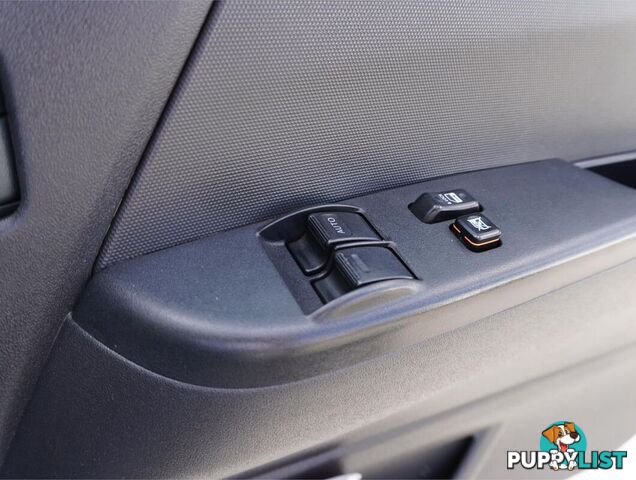 2018 TOYOTA HIACE  TRH221R 