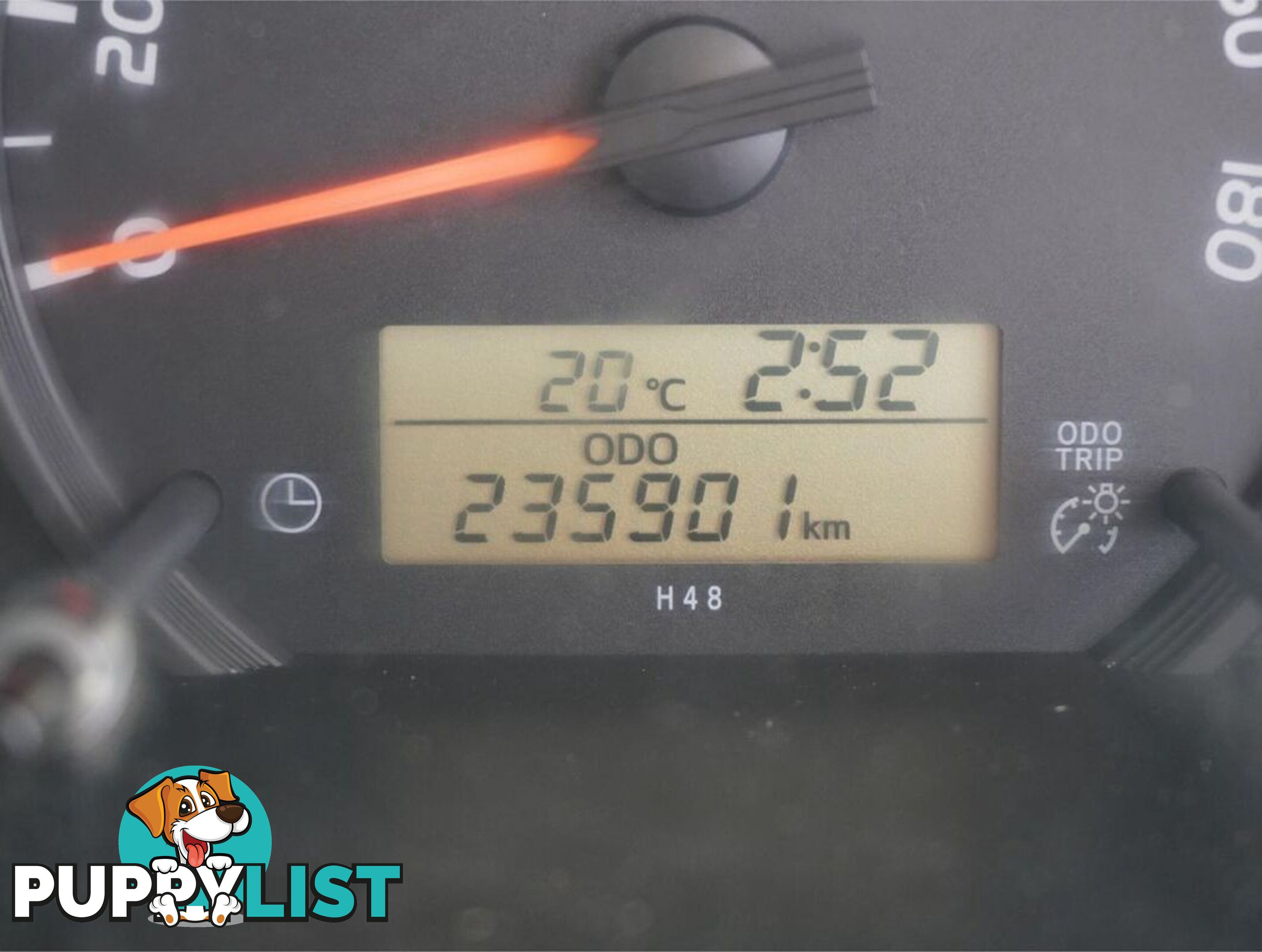 2018 TOYOTA HIACE  TRH221R 