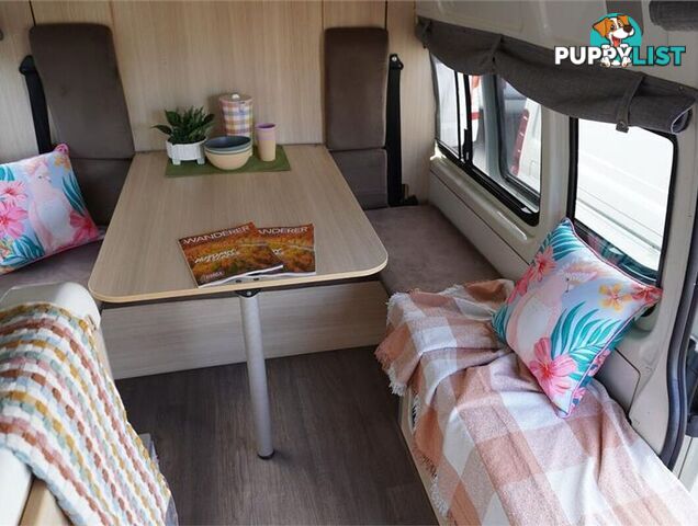 2018 TOYOTA HIACE  TRH221R 
