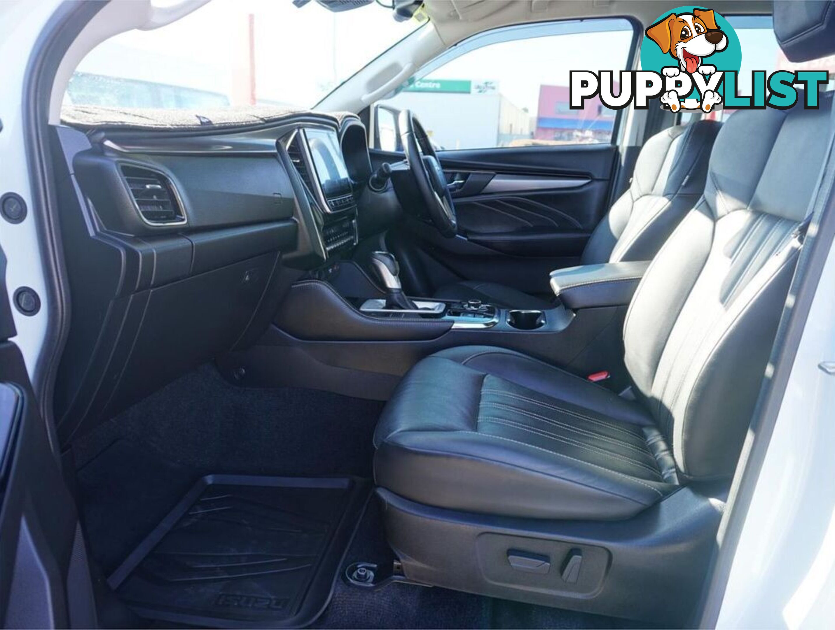 2021 ISUZU MU-X   