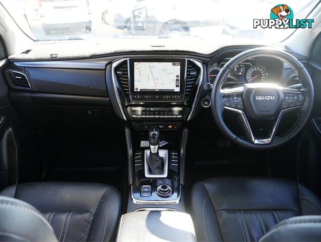2021 ISUZU MU-X   