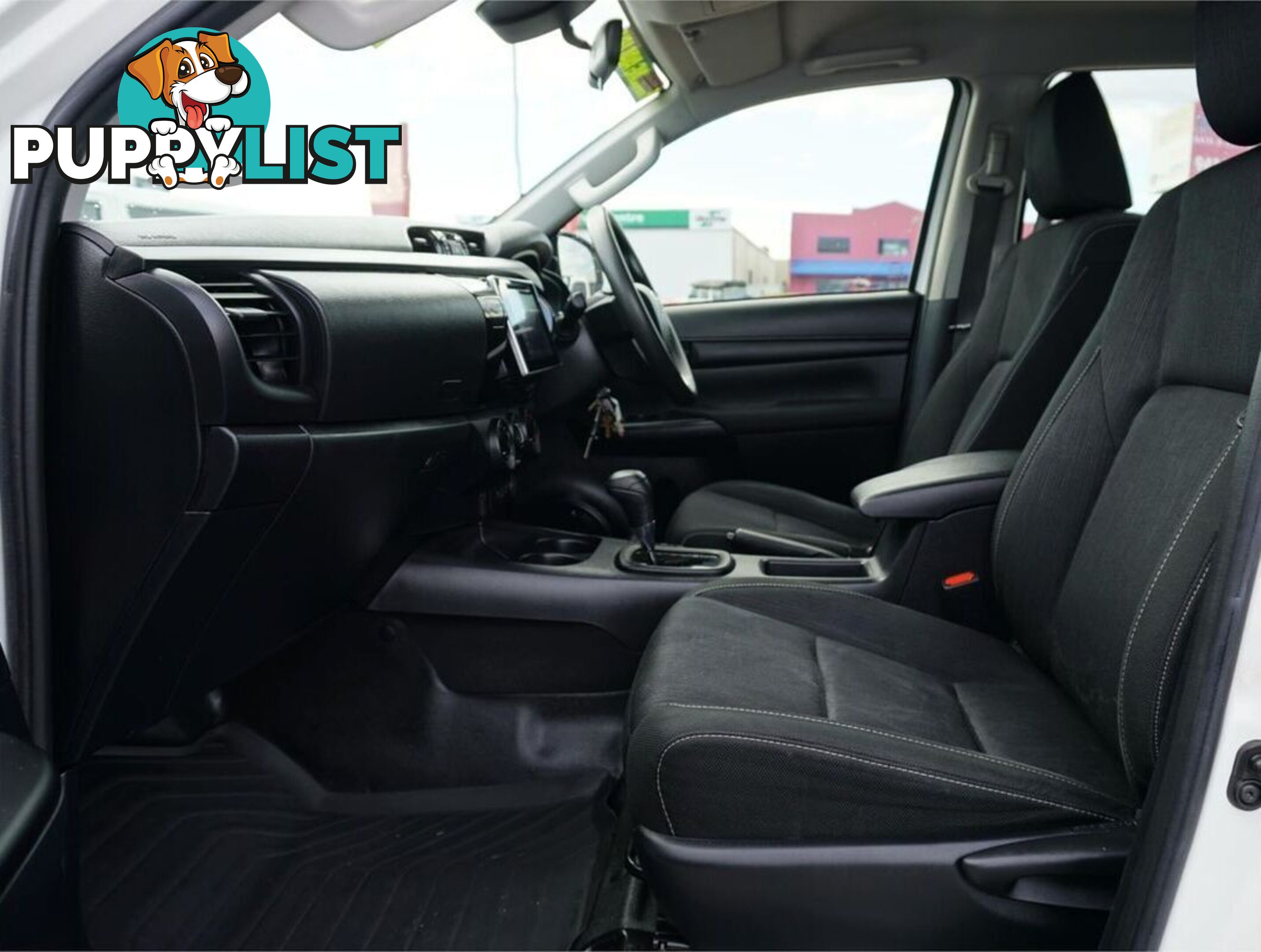 2019 TOYOTA HILUX  GUN126R 