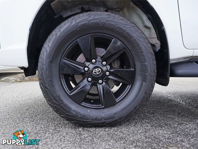 2019 TOYOTA HILUX  GUN126R 