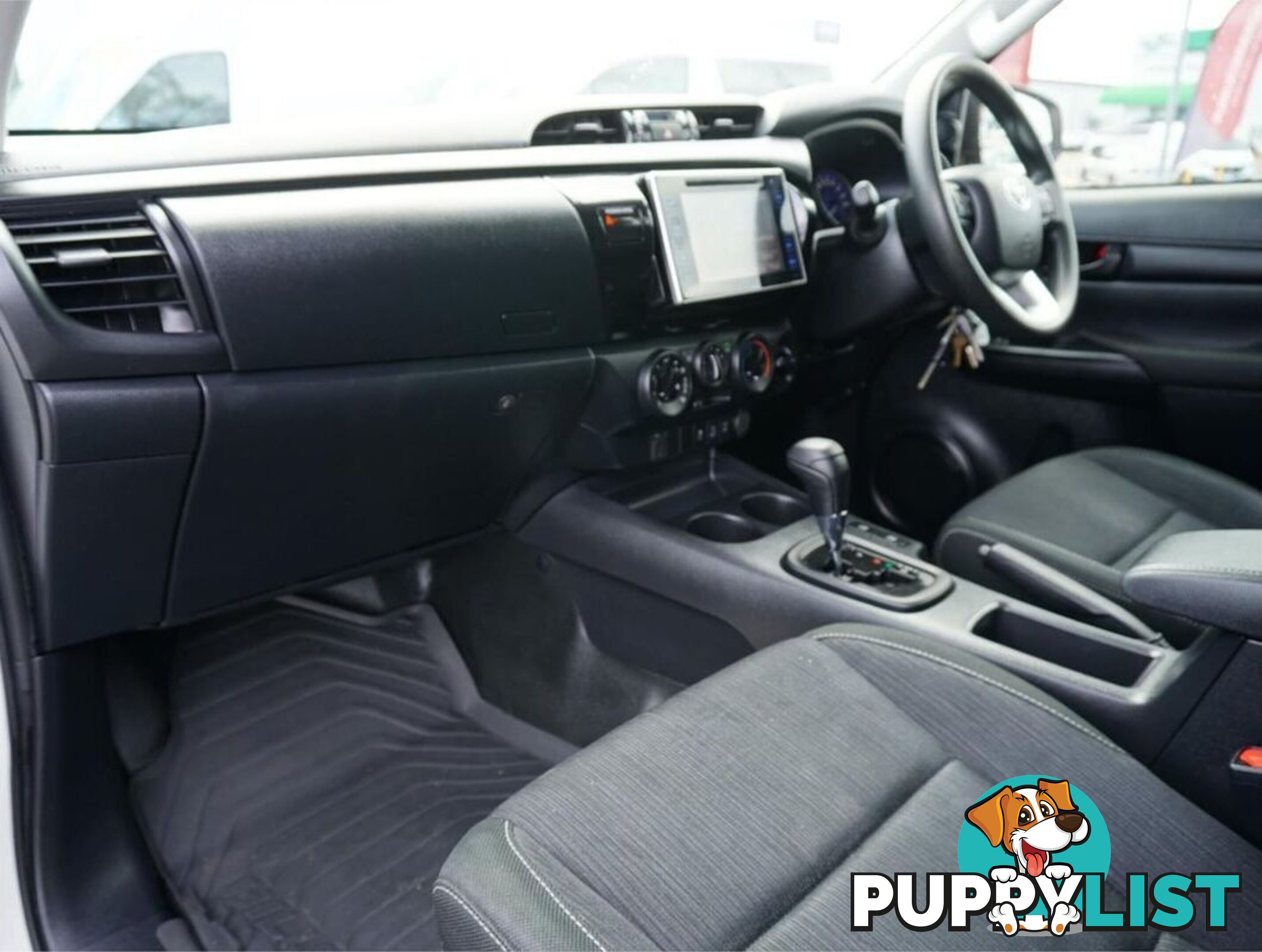 2019 TOYOTA HILUX  GUN126R 
