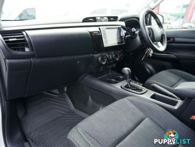 2019 TOYOTA HILUX  GUN126R 