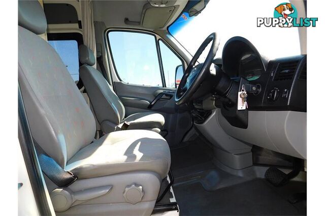 2011 VOLKSWAGEN CRAFTER  2EF1 