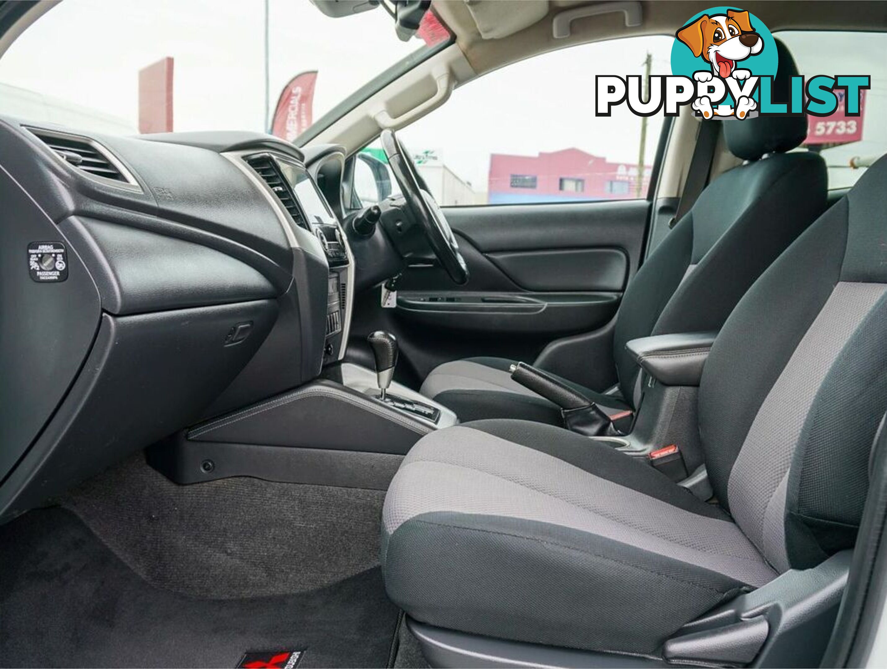 2020 MITSUBISHI TRITON  MR 