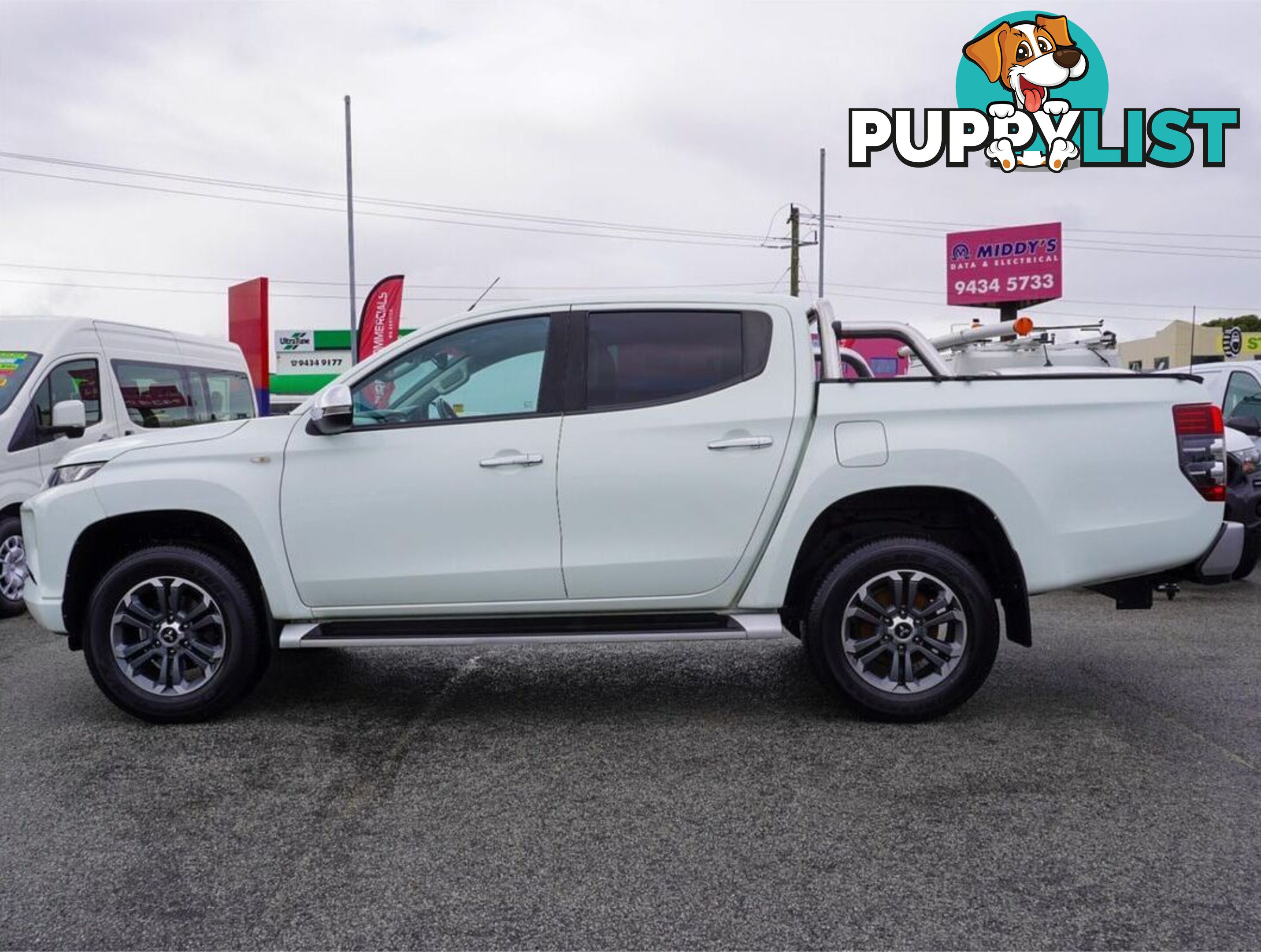 2020 MITSUBISHI TRITON  MR 