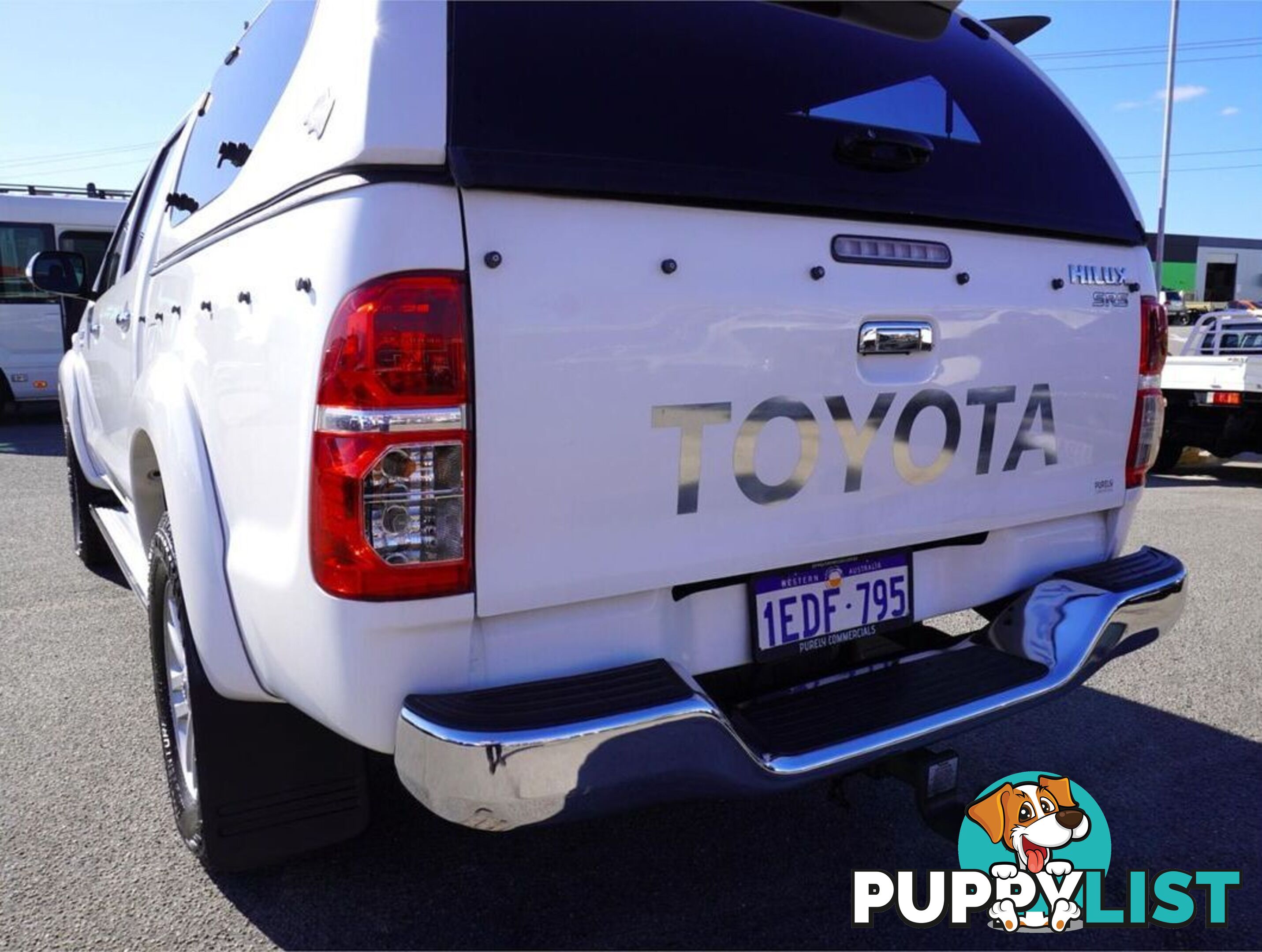 2013 TOYOTA HILUX  KUN26R 