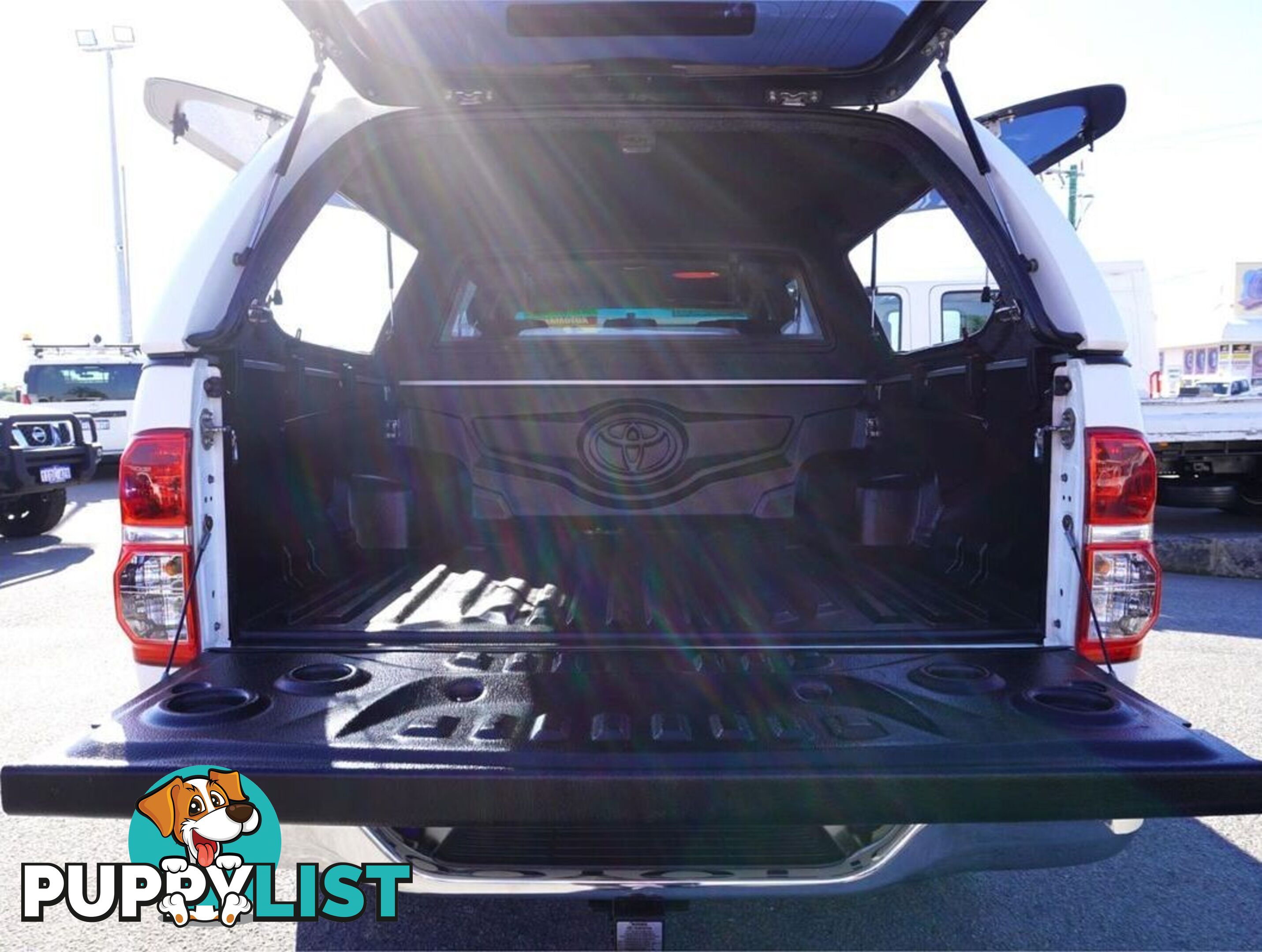 2013 TOYOTA HILUX  KUN26R 