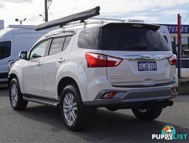 2017 ISUZU MU-X   