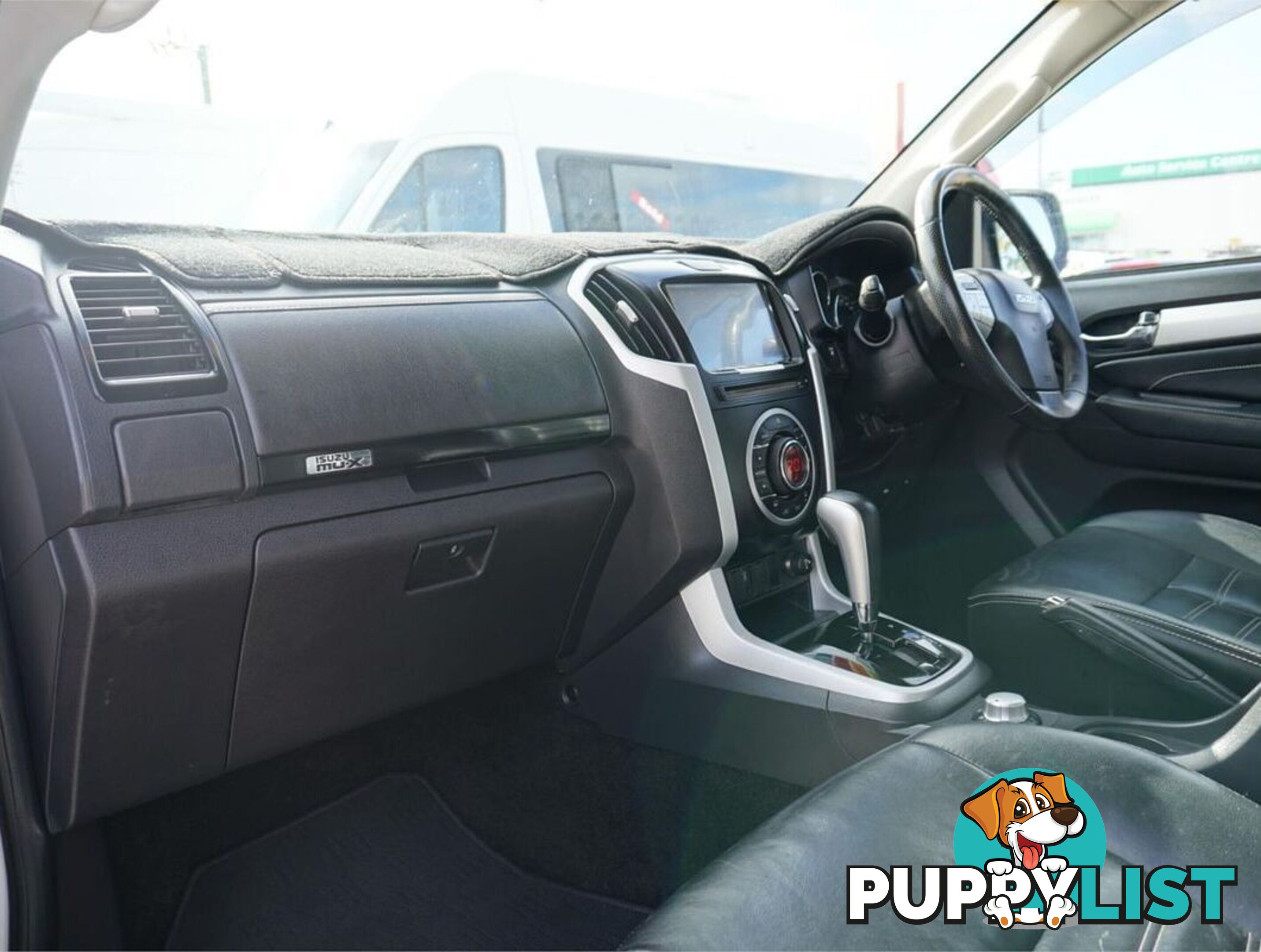 2017 ISUZU MU-X   