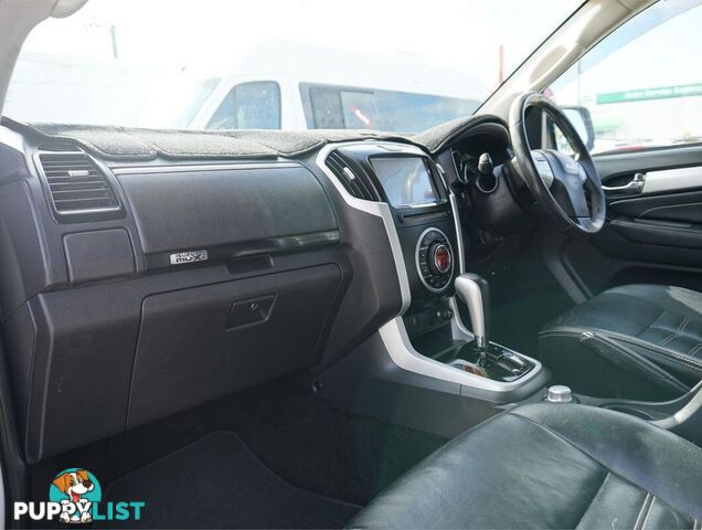 2017 ISUZU MU-X   