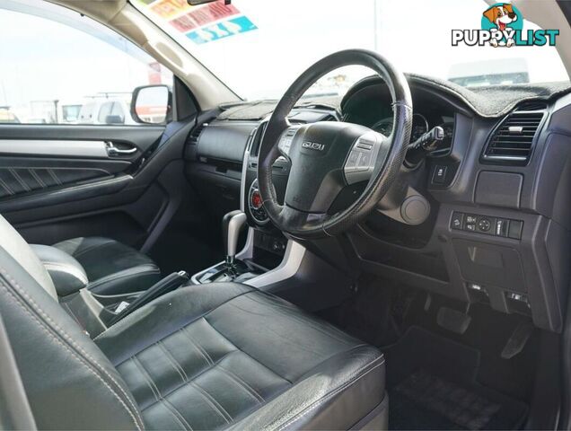 2017 ISUZU MU-X   