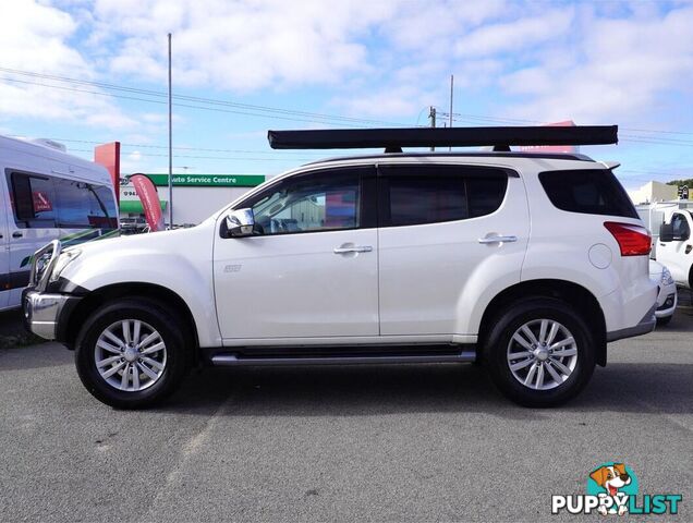 2017 ISUZU MU-X   
