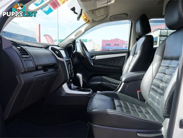 2017 ISUZU MU-X   