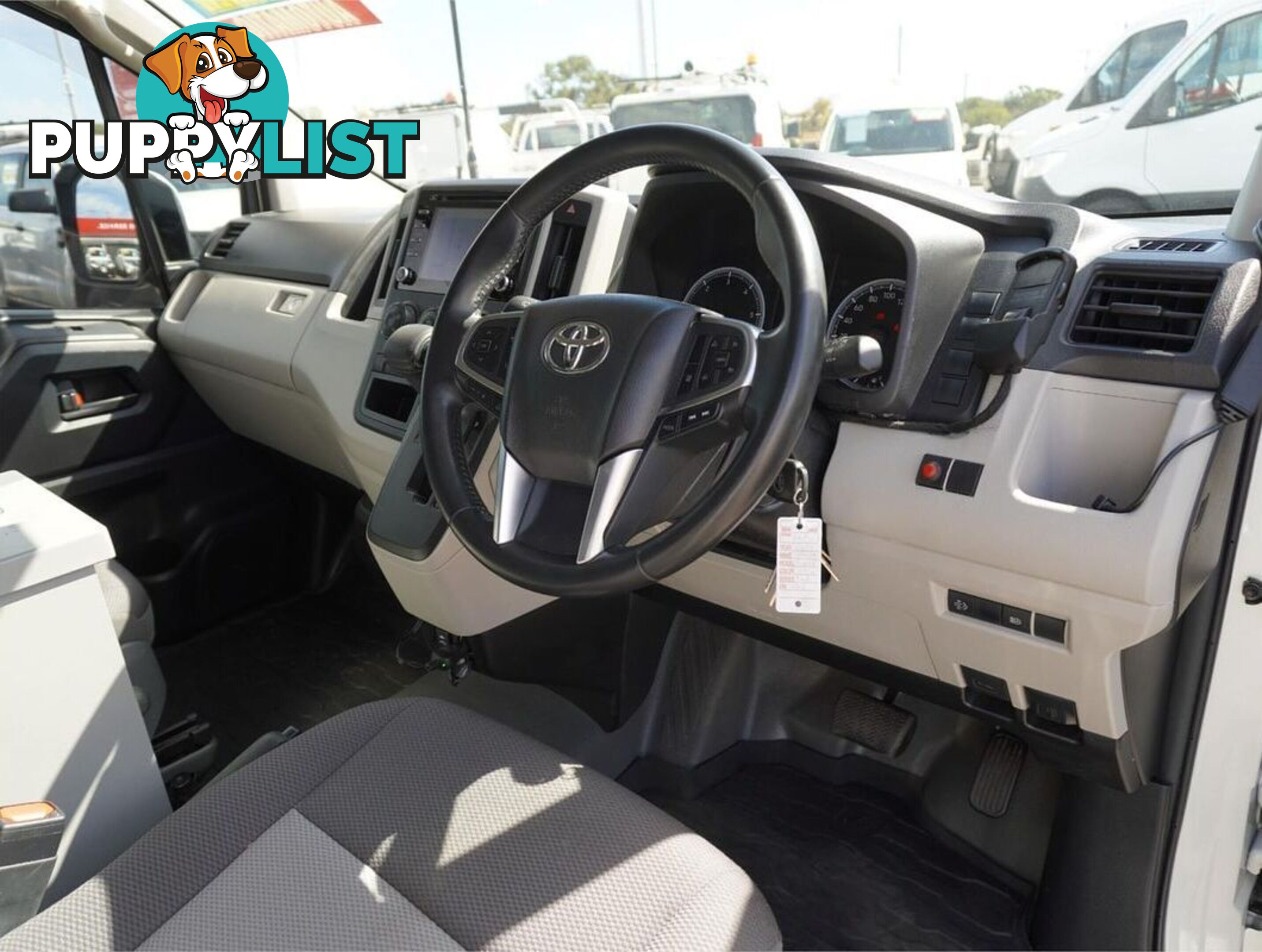 2019 TOYOTA HIACE  GDH300R 