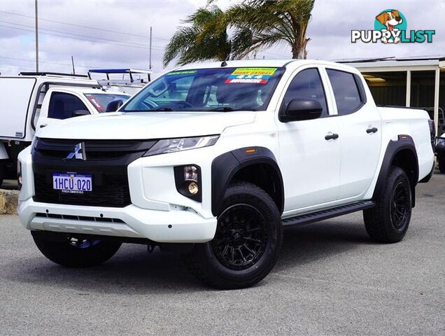 2020 MITSUBISHI TRITON  MR 