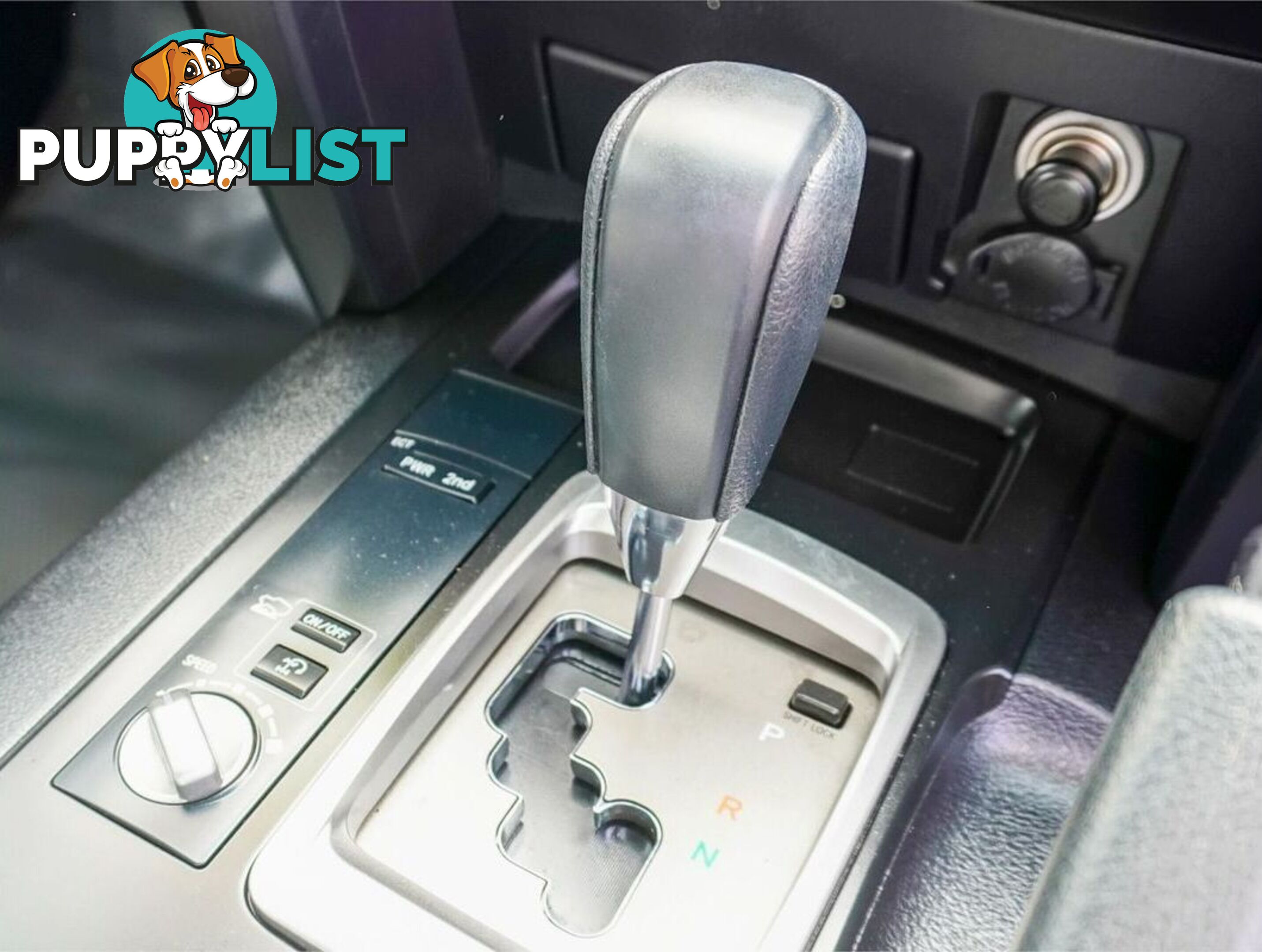 2018 TOYOTA LANDCRUISER  VDJ200R 