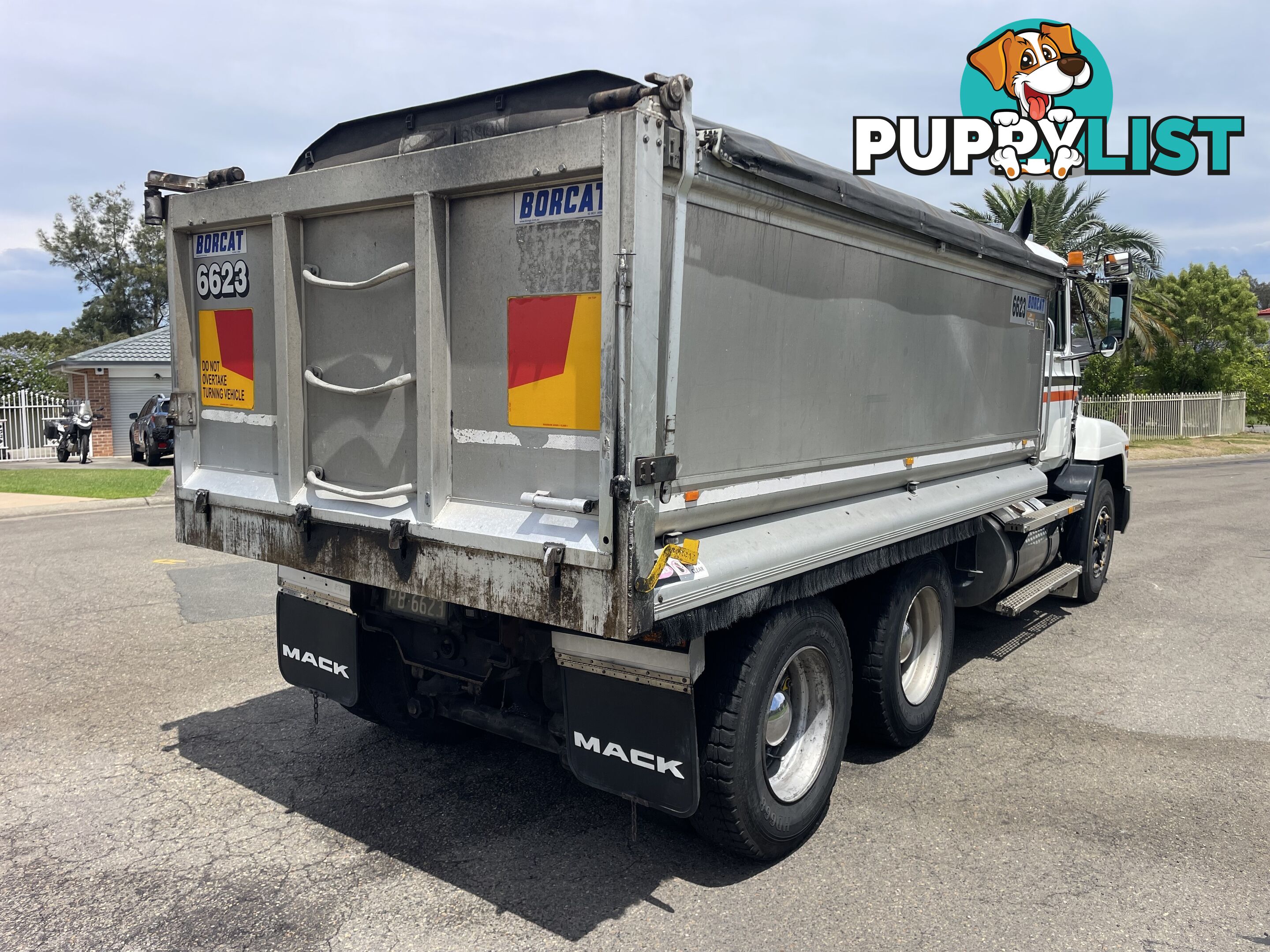 1998 Mack CH Fleet-Liner Tipper Truck