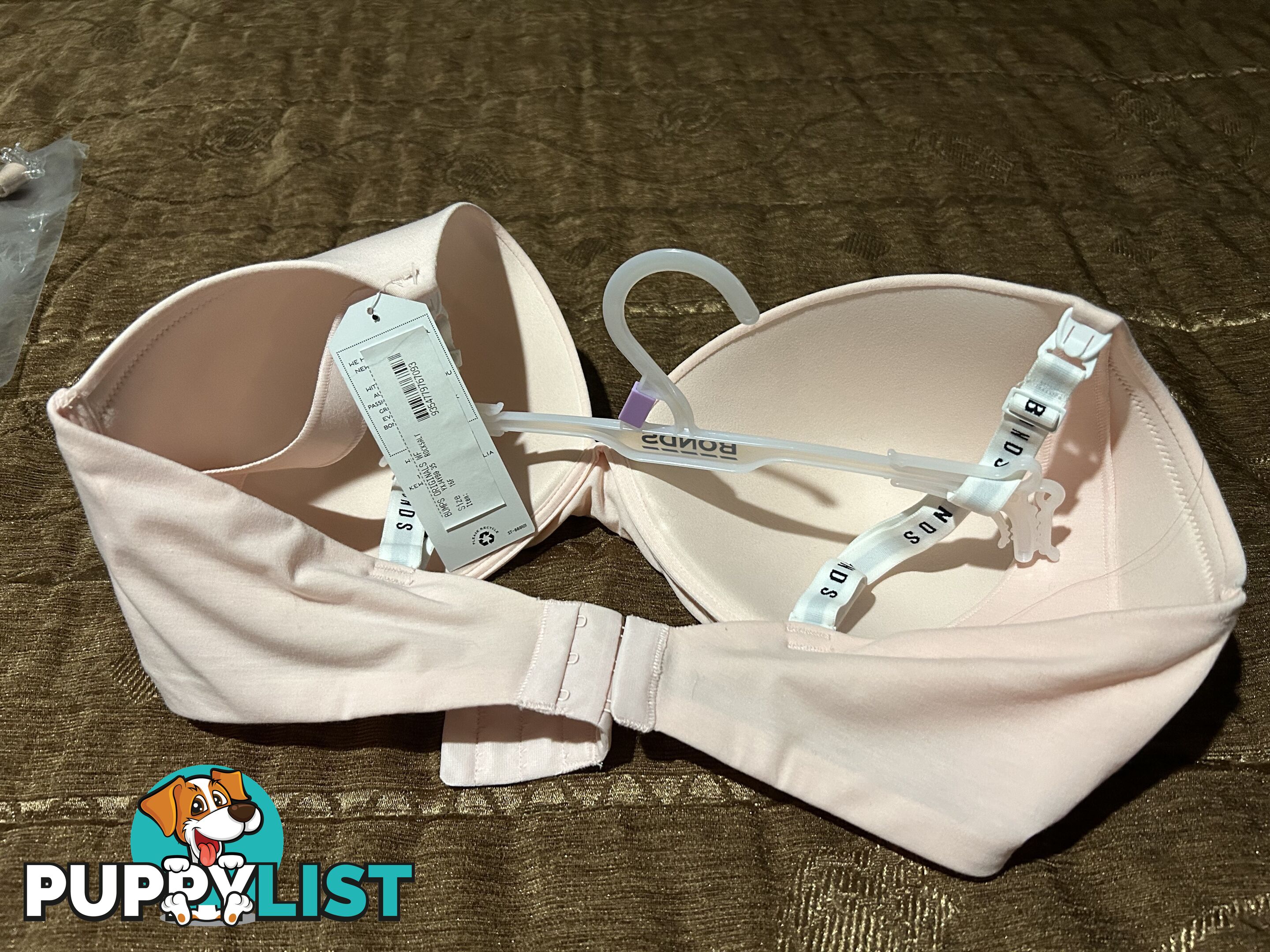 Ladies brand-new assorted bras size 16 F x 3
